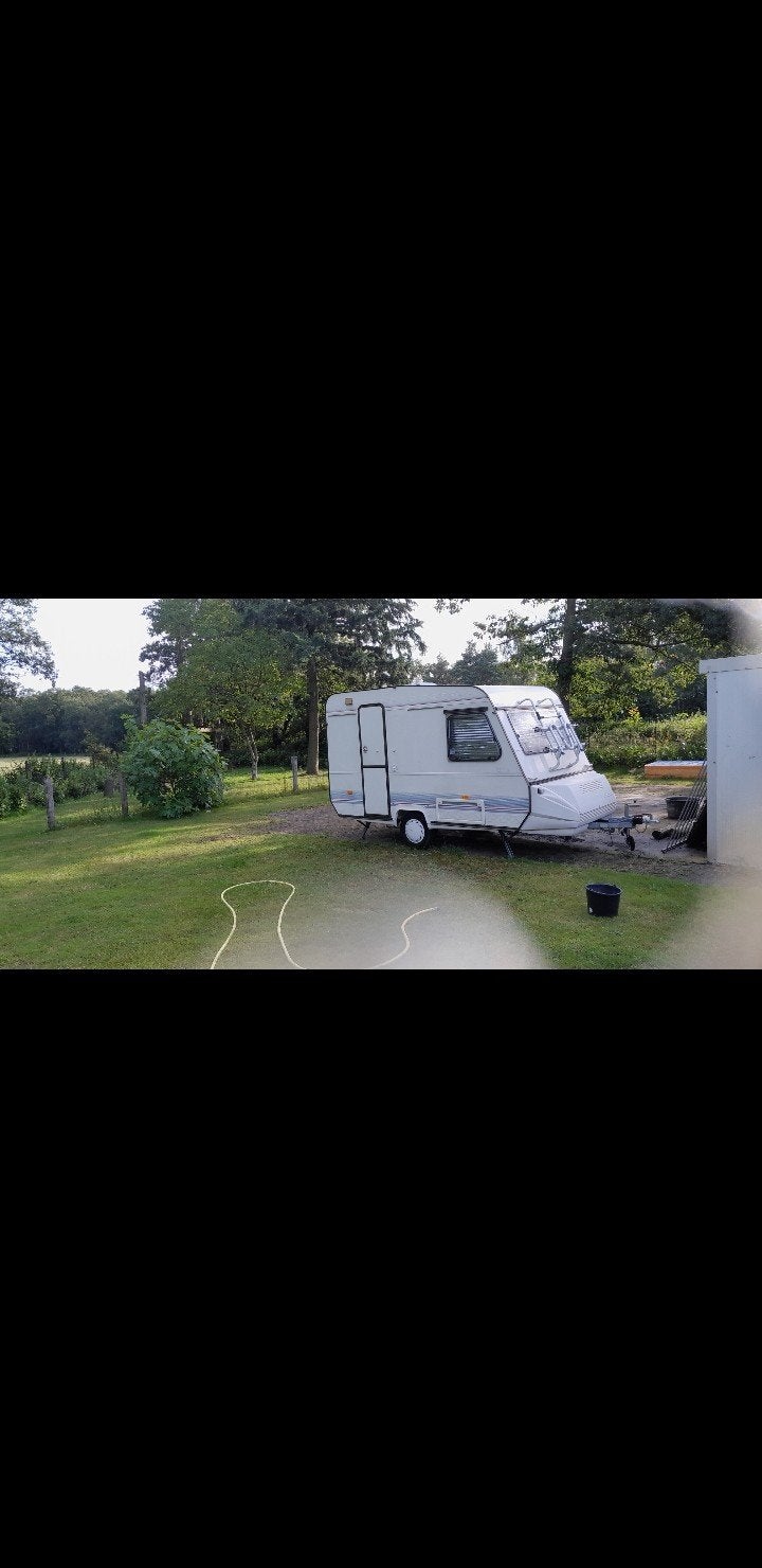 Adria 4256 DO Caravan uit 1993 - Klaar voor de Vakantie!, Particulier, Adria, 500 - 750 kg, Tot en met 4