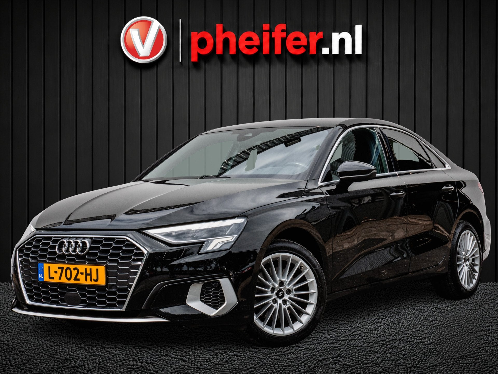 Audi A3 Limousine 30 TFSI Aut.7 Business edition Trekhaak/ S, Auto's, Stof, Gebruikt, Met garantie (alle), Automatische klimaatregeling