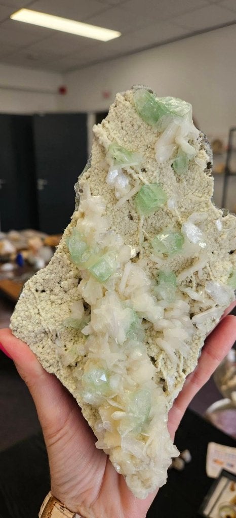 Apofylliet met Stilbiet cluster , zeer bijzonder!, Ophalen of Verzenden