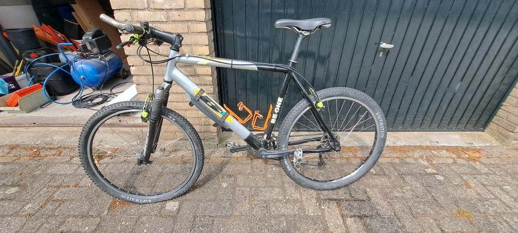 Mountainbike Be One Team Replic, Ophalen, Gebruikt, 20 inch of meer