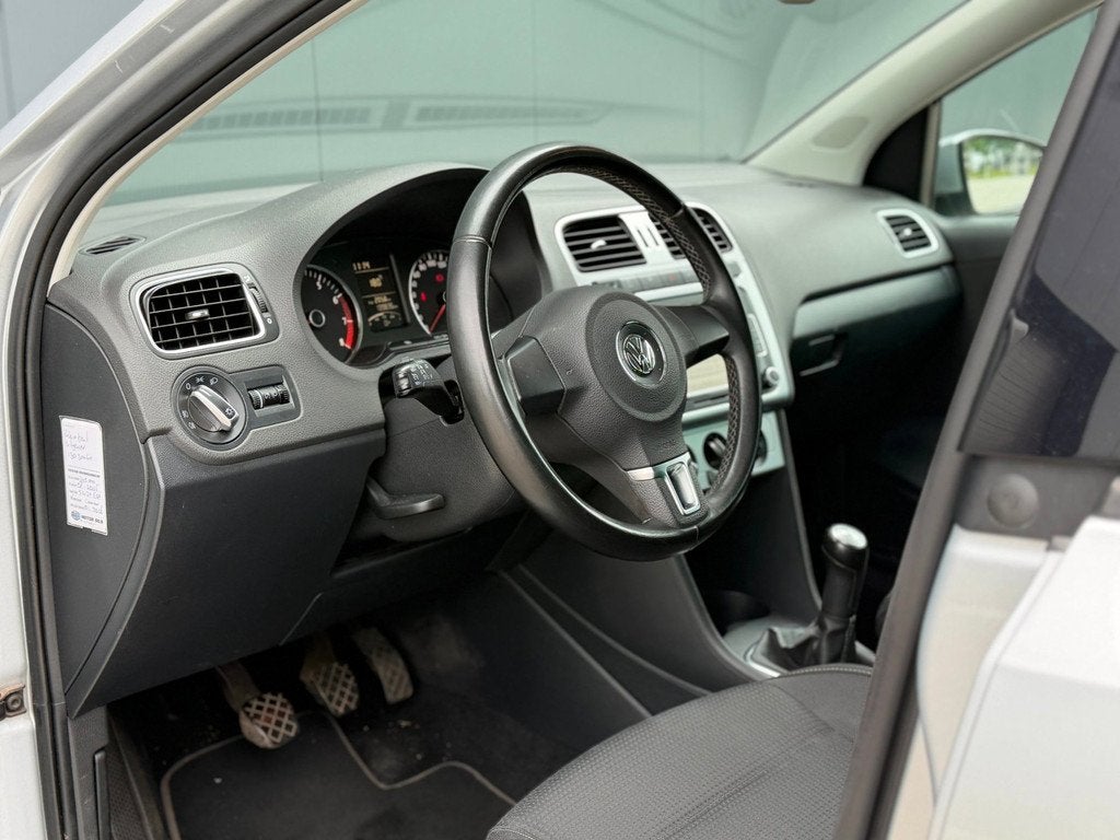 Volkswagen Polo 1.2 TEAM | AIRCO | CARPLAY | CRUISE | STOELV, Voorwielaandrijving, 967 kg, Gebruikt, 60 pk