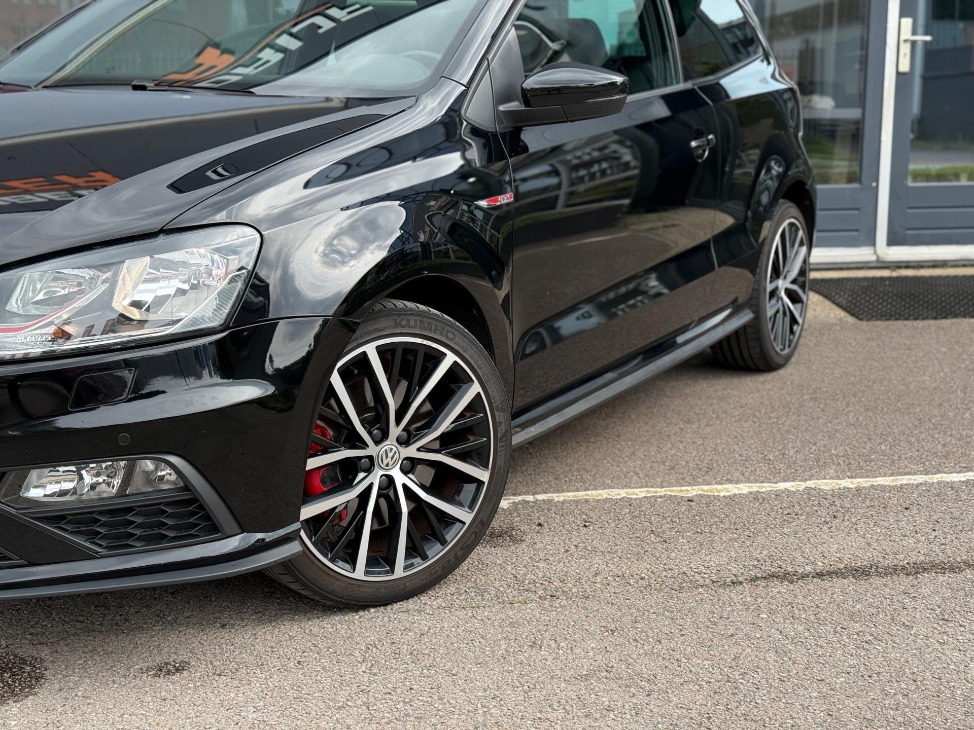 Volkswagen Polo 1.8 TSI GTI | Airco | Cruise | Stoelver. |, Gebruikt, Euro 6, Automatische klimaatregeling, Zwart