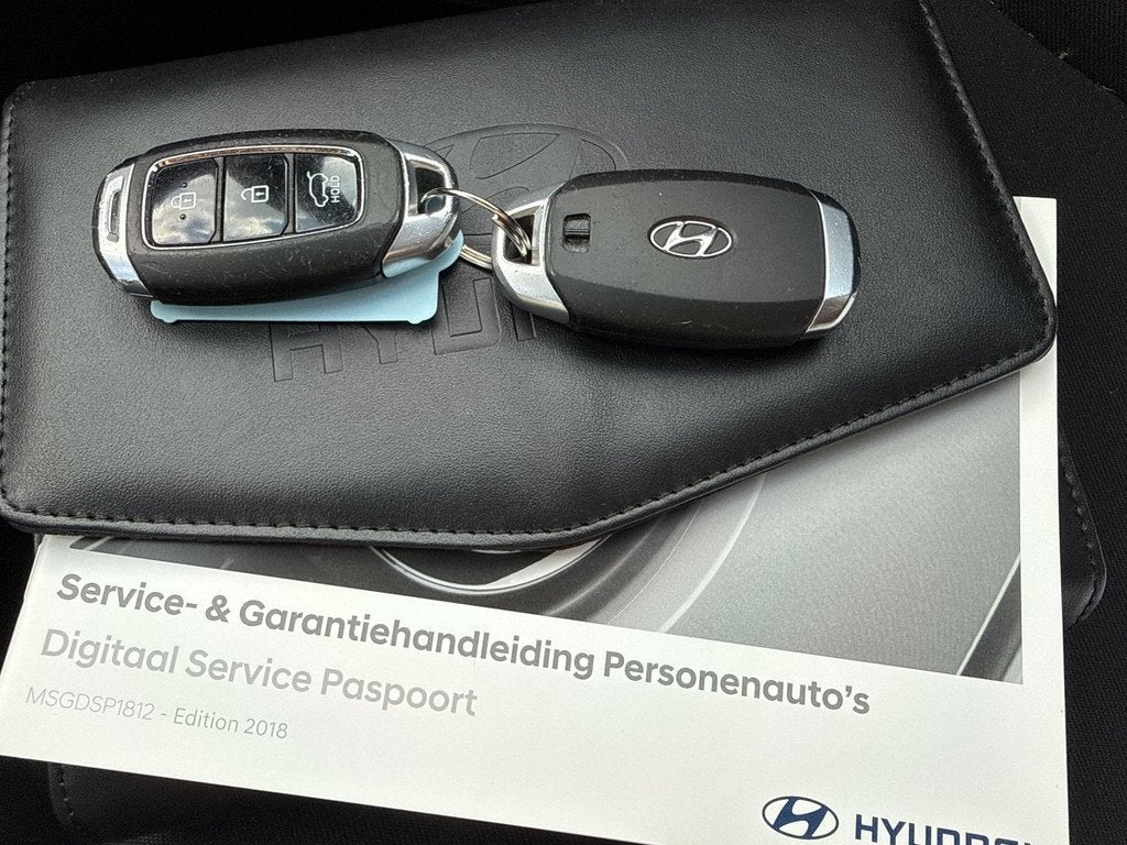 Hyundai KONA 1.6 T-GDi 177pk Fashion Aut Complete uitvoering, Auto's, Hyundai, Automatische klimaatregeling, 4 cilinders, Leder en Stof