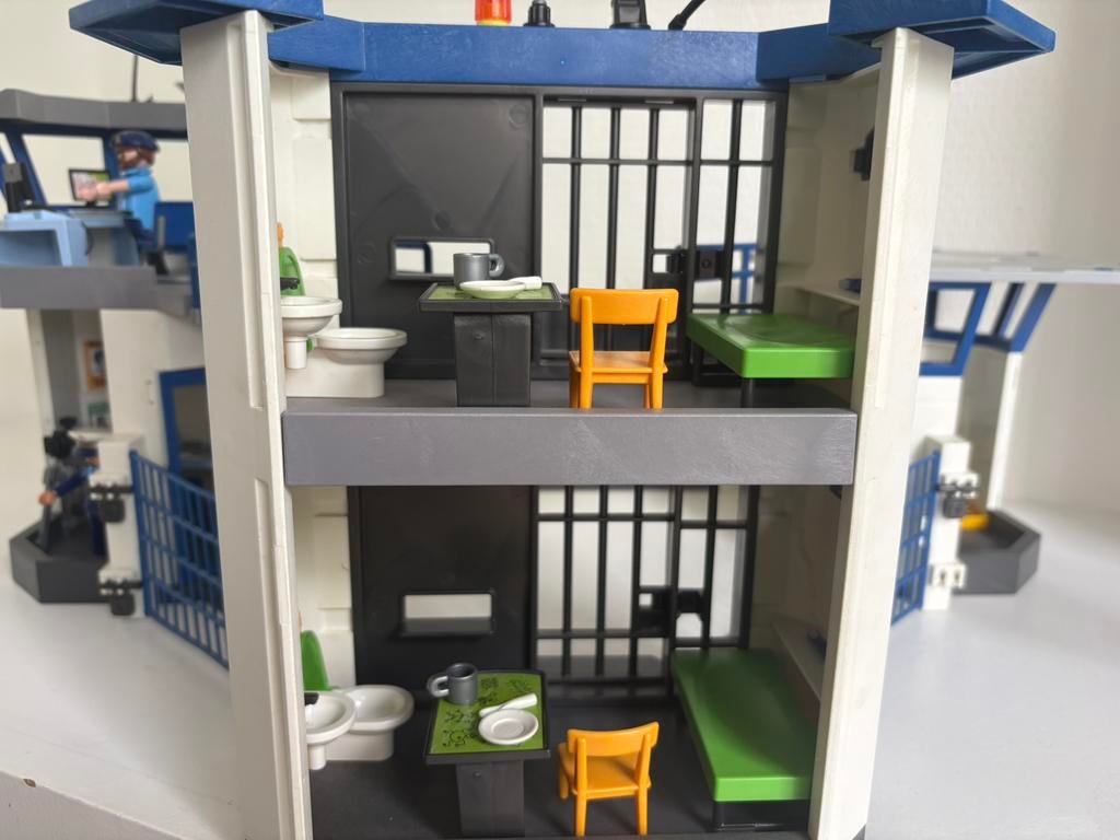 Playmobil 6919: politiebureau, Ophalen, Gebruikt, Complete set