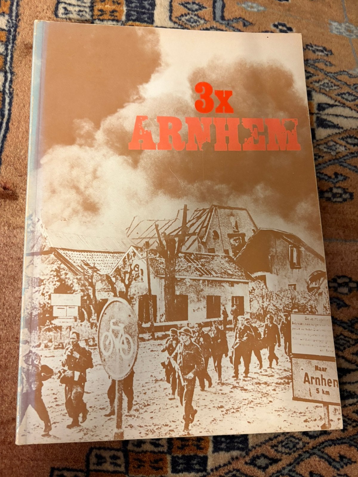 3x Arnhem, Boeken, Geschiedenis | Stad en Regio, Verzenden, 19e eeuw, Gelezen