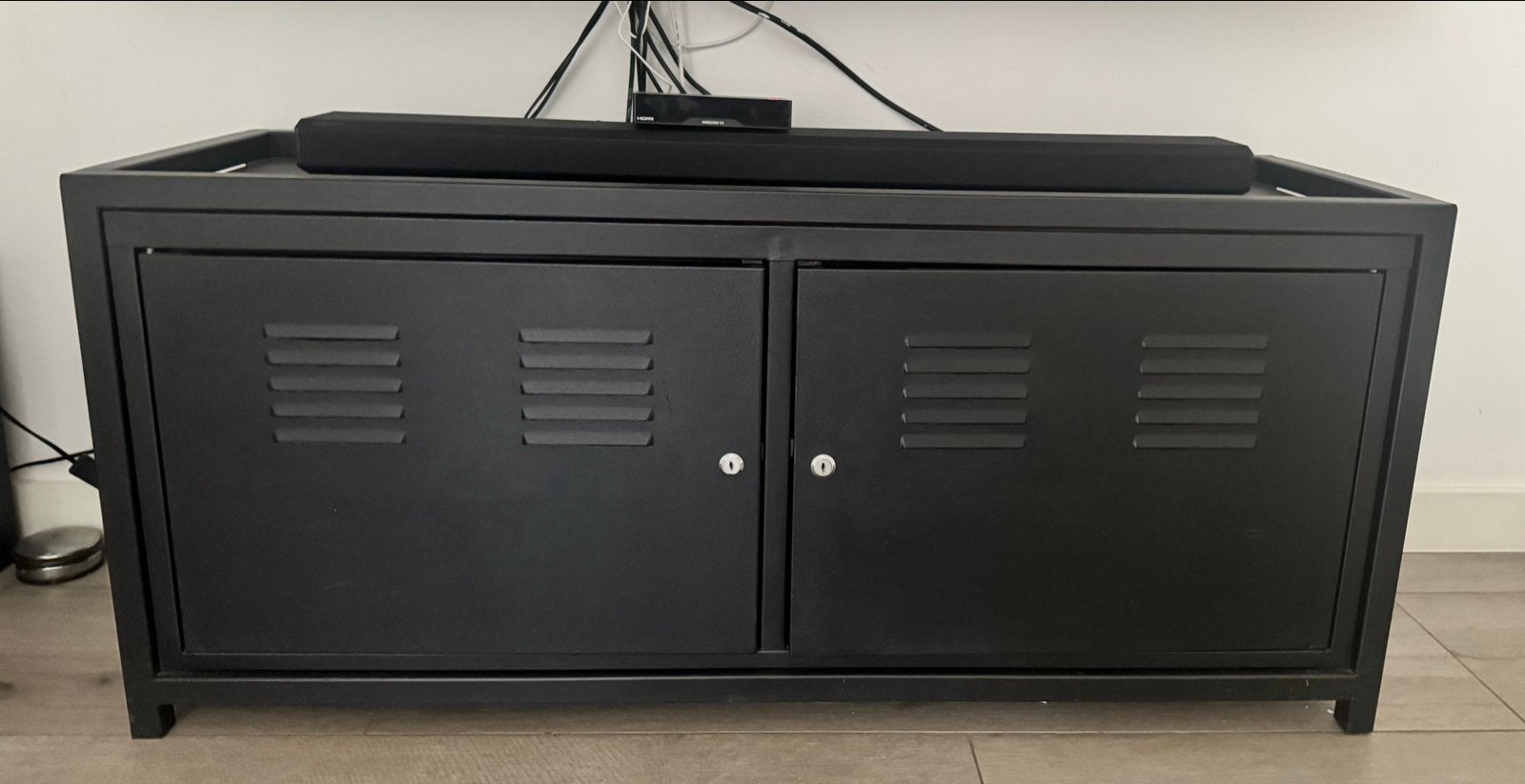 Ikea TV-meubel zwart, 124x41x55 cm, Ophalen, Gebruikt, 100 tot 150 cm, Minder dan 100 cm