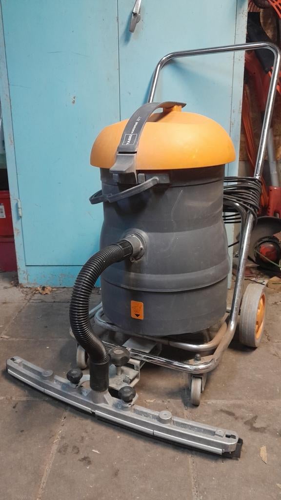 Waterstofzuiger water stofzuiger taski vacumat 22T type S6.3, Ophalen, Gebruikt, Waterstofzuiger
