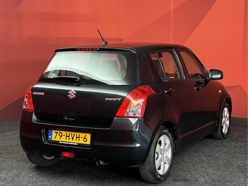 Suzuki Swift 1.3 Shogun | Rijklaar | Airco | 5 Deurs, Auto's, Voorwielaandrijving, Stof, Zwart, 400 kg