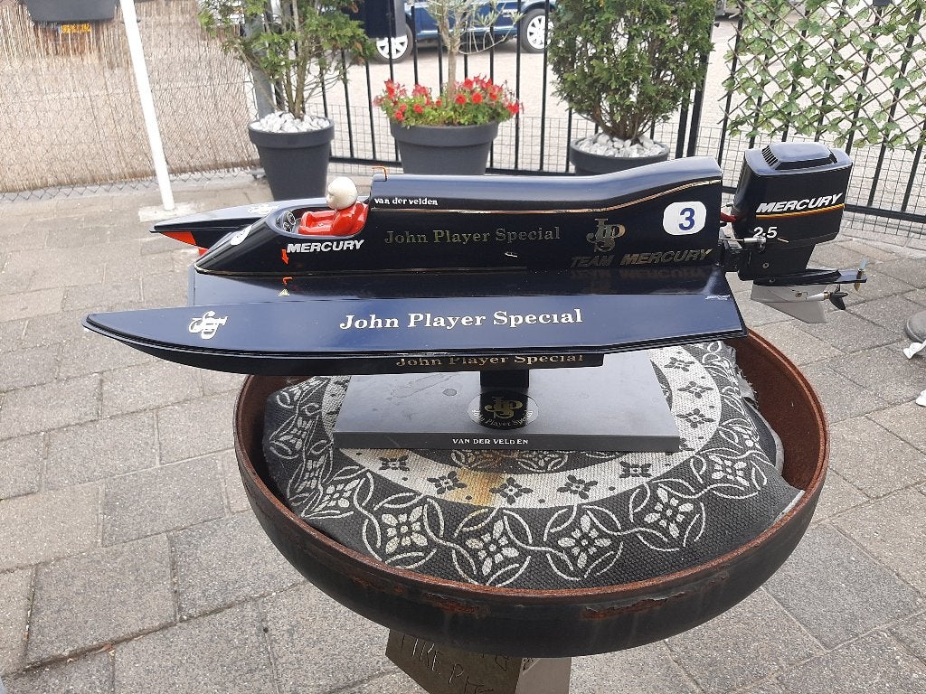 Te koop orginele tunnel hull f1 boot, Ophalen of Verzenden, Zo goed als nieuw, 1:32 tot 1:50
