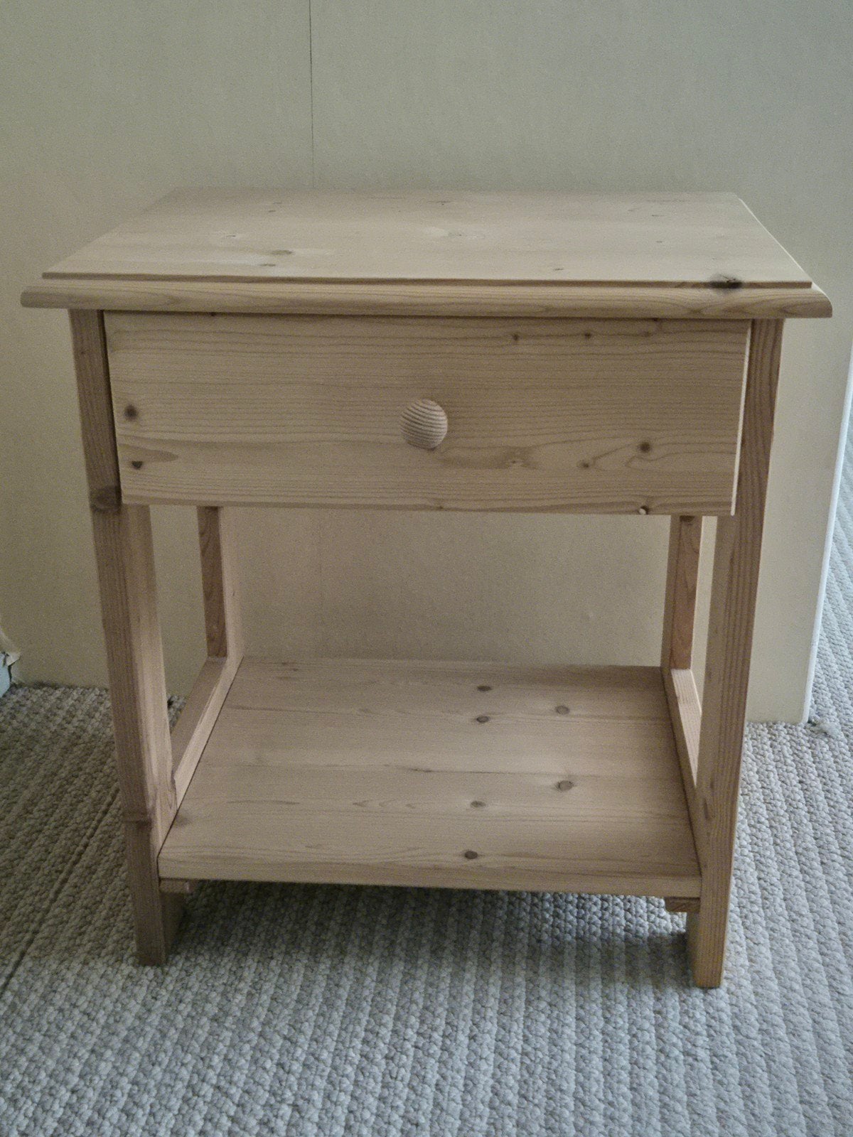 Houten kastje met lade, Huis en Inrichting, Slaapkamer | Nachtkastjes, Minder dan 45 cm, Ophalen of Verzenden, Zo goed als nieuw
