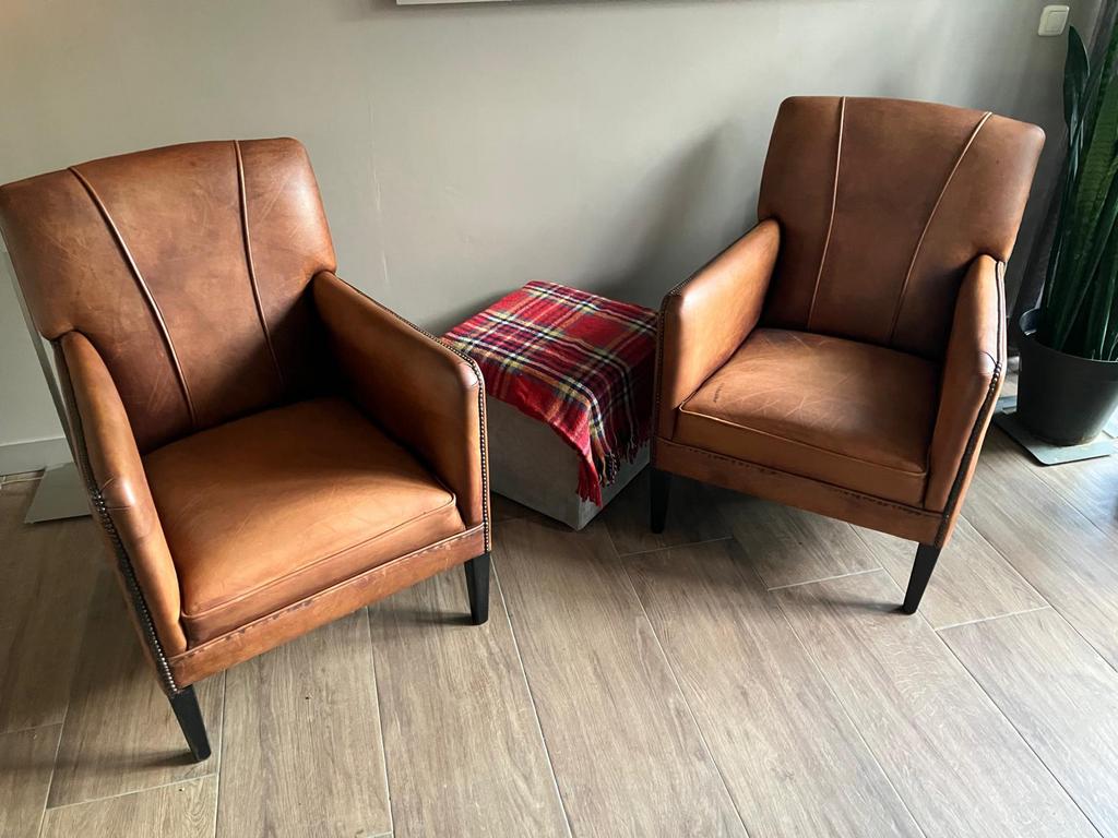 Twee fauteuils schapenleer Bendic, Huis en Inrichting, Fauteuils, Ophalen, Zo goed als nieuw, 75 tot 100 cm, 50 tot 75 cm