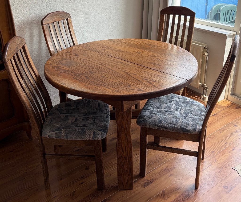 Vintage uittrekbare ronde eet tafel met 4 stoelen, Huis en Inrichting, Tafels | Eettafels, Ophalen, Gebruikt, Vier personen, 100 tot 150 cm