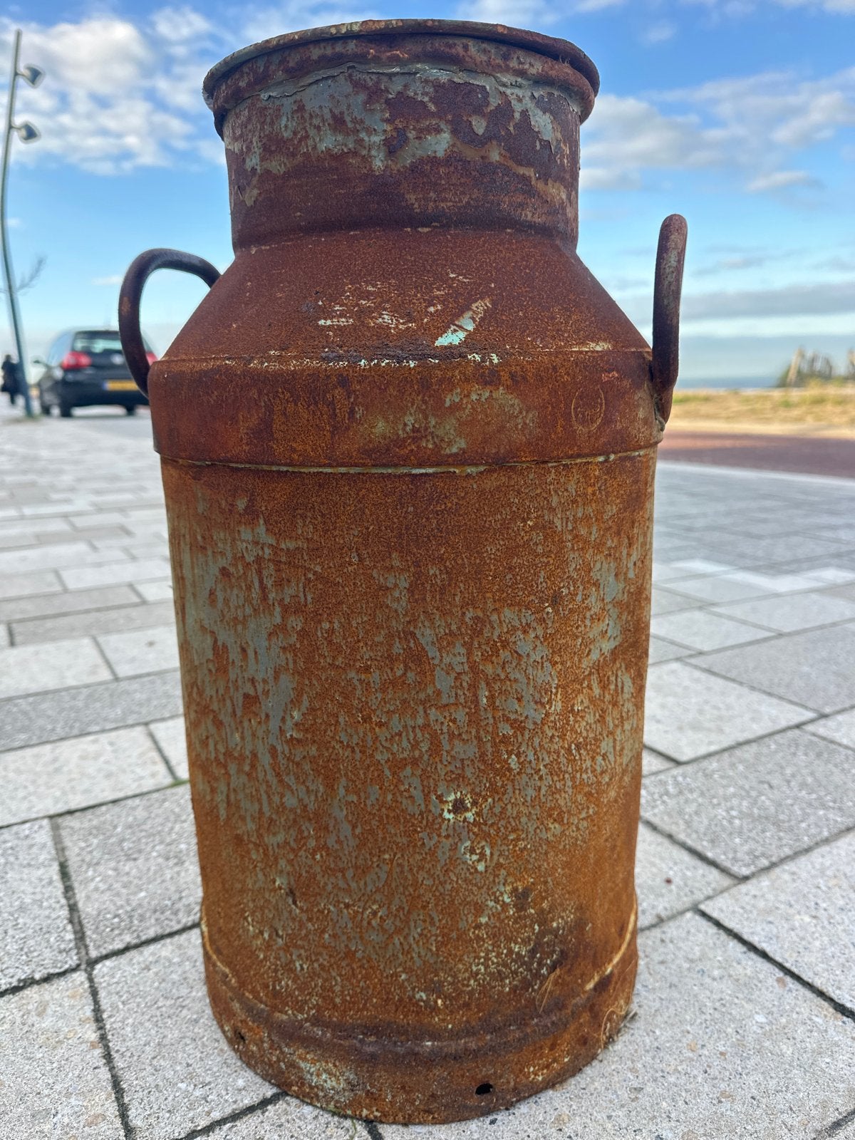 Antieke Concordia Melkbus - Decoratief Roestig, Ophalen