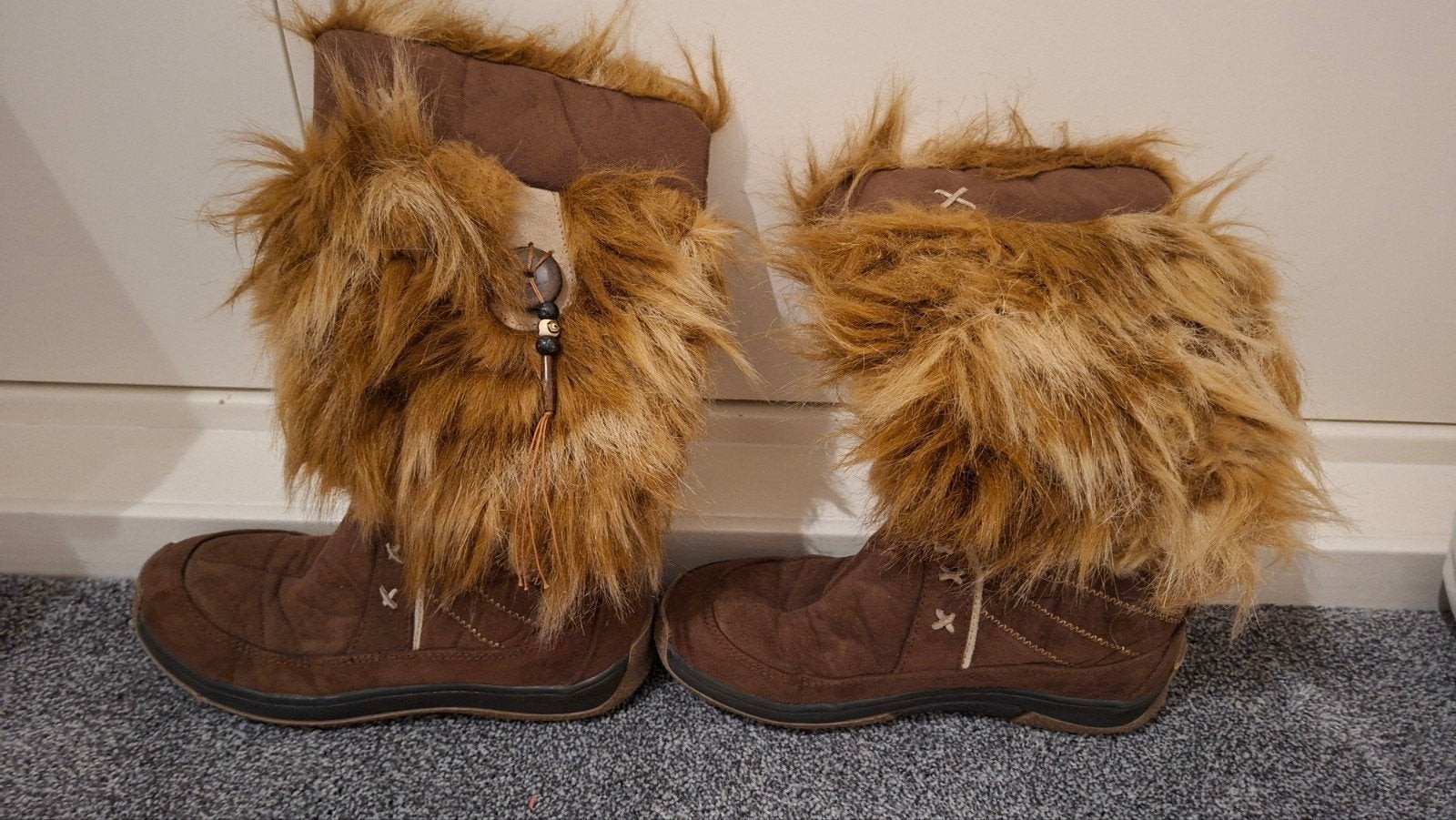 Te koop z.g.a.n snowboots maat 39, Bruin, Snowboots, Ophalen of Verzenden, Zo goed als nieuw