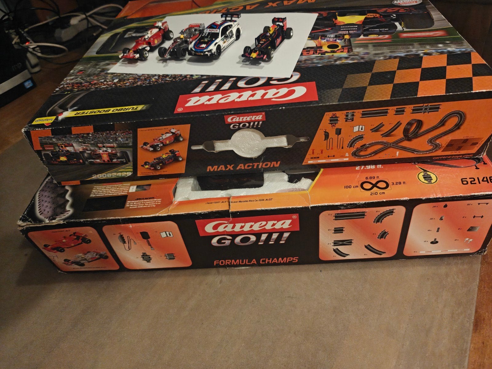 2 Carrera Go racebanen met 4 auto's, Kinderen en Baby's, Ophalen, Carrera, Elektrisch, Racebaan