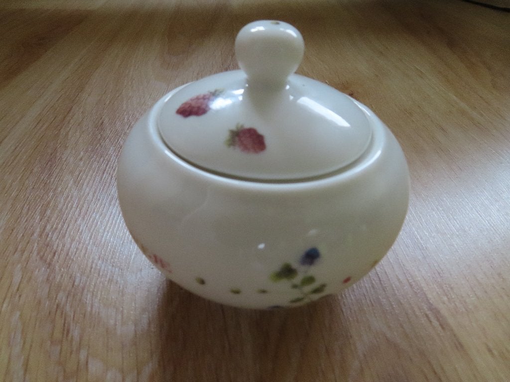 Suikerpot van Marjolein Bastin wildflowers, Huis en Inrichting, Overige typen, Ophalen of Verzenden, Zo goed als nieuw, Overige stijlen