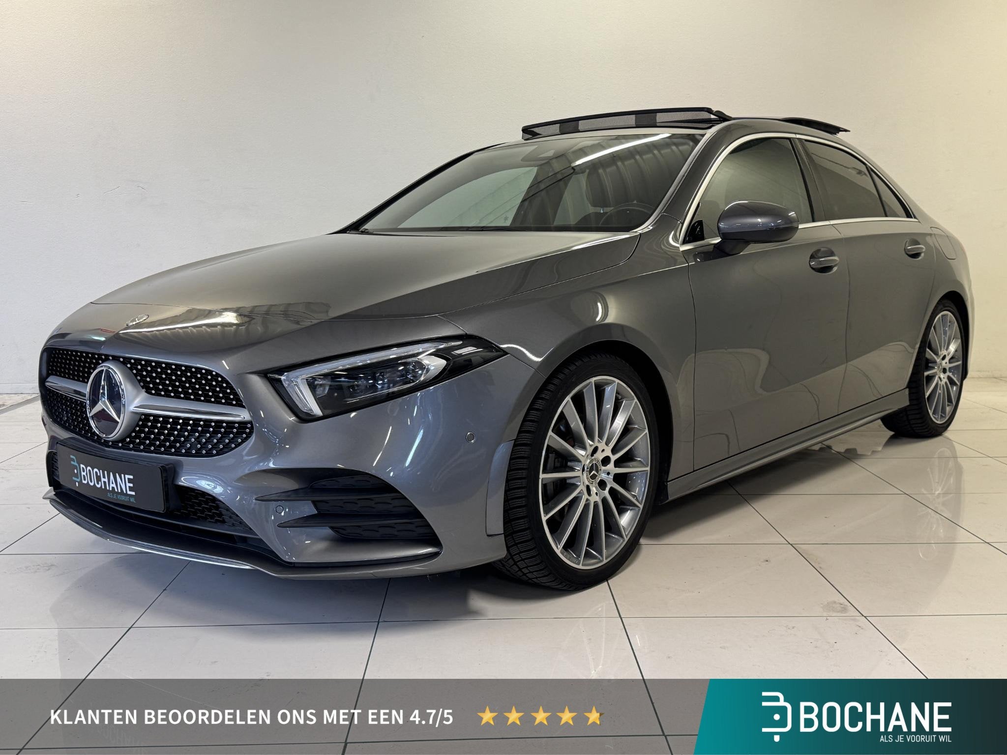 Mercedes-Benz A-klasse 200 AMG Upgrade | Panoramadak | Stoel, Auto's, Gebruikt, 4 cilinders, Met garantie (alle), Leder en Stof