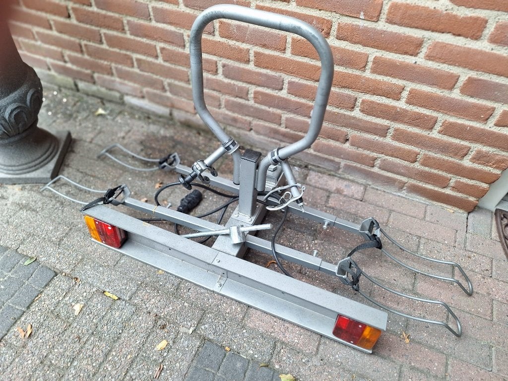 Fietsendrager, Ophalen, 2 fietsen, Gebruikt, Trekhaakdrager
