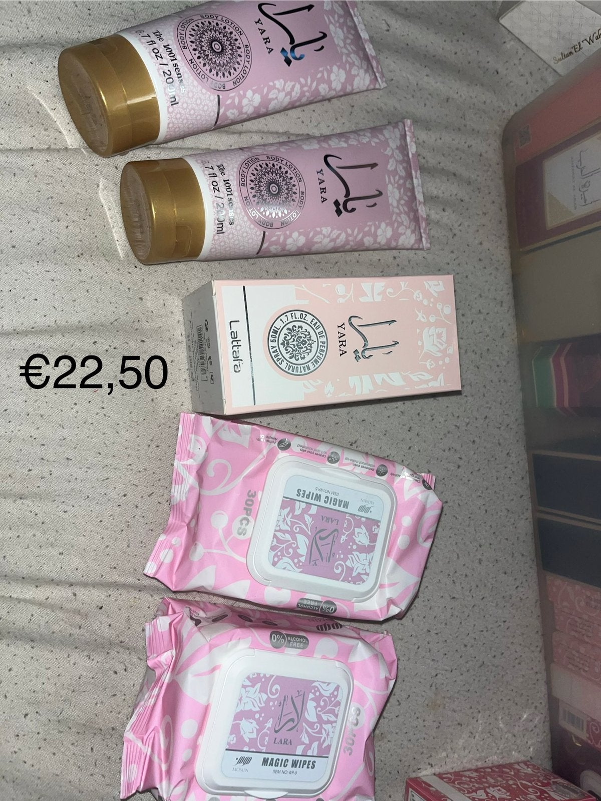 Yara pakket bodylotion parfum gezichtdoekje, Verzenden, Nieuw, Bodylotion, Crème of Olie