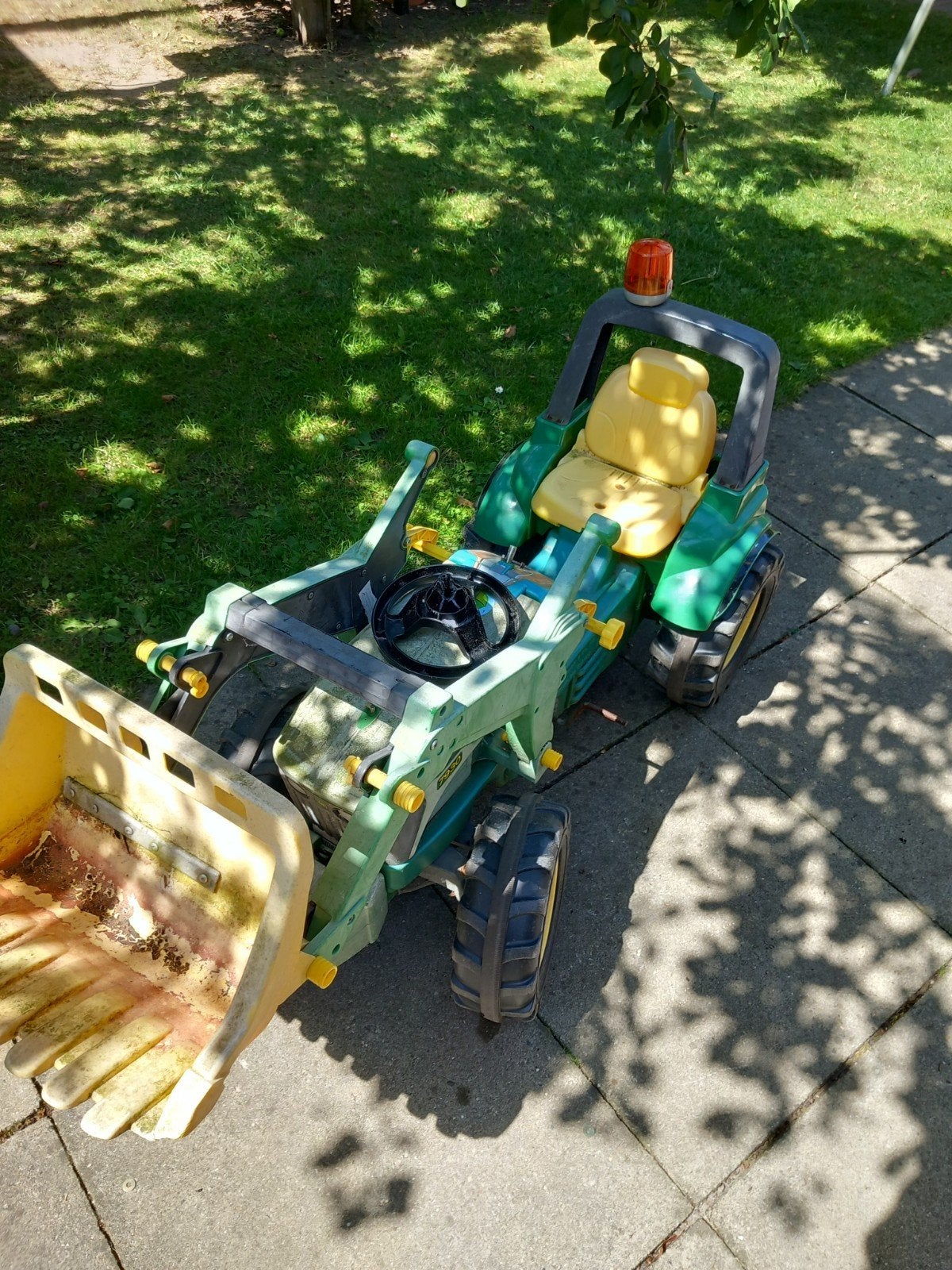 Gebruikte traptractor met kapot stuur -voor de handige maker, Ophalen, Gebruikt, Trapvoertuig