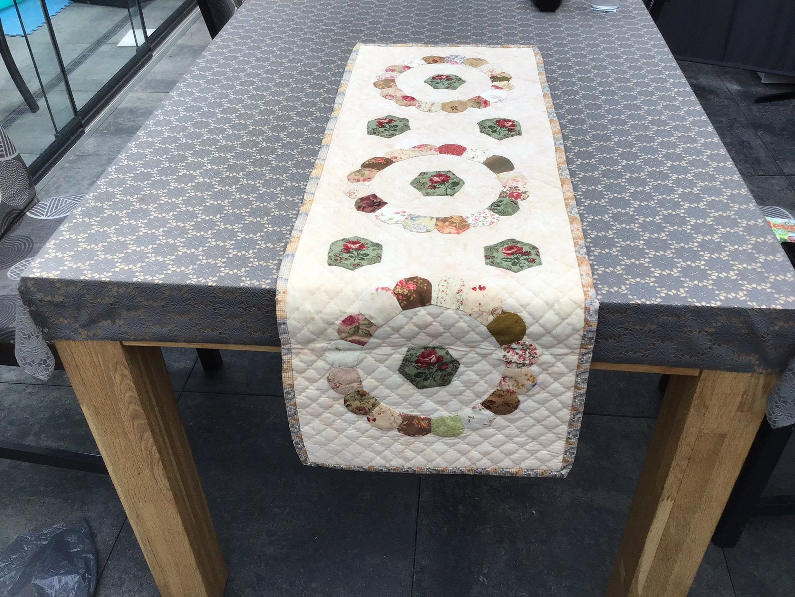 Quilt. 109x36 cm, Ophalen, Overige kleuren, Zo goed als nieuw, 30 tot 120 cm
