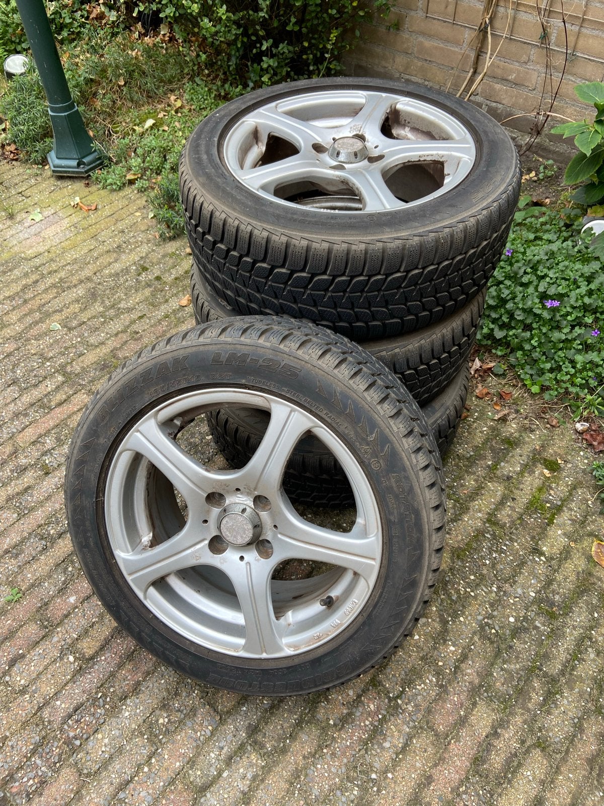Winterbanden Honda Jazz 185/55R15, Ophalen, Gebruikt, 15 inch, Banden en Velgen
