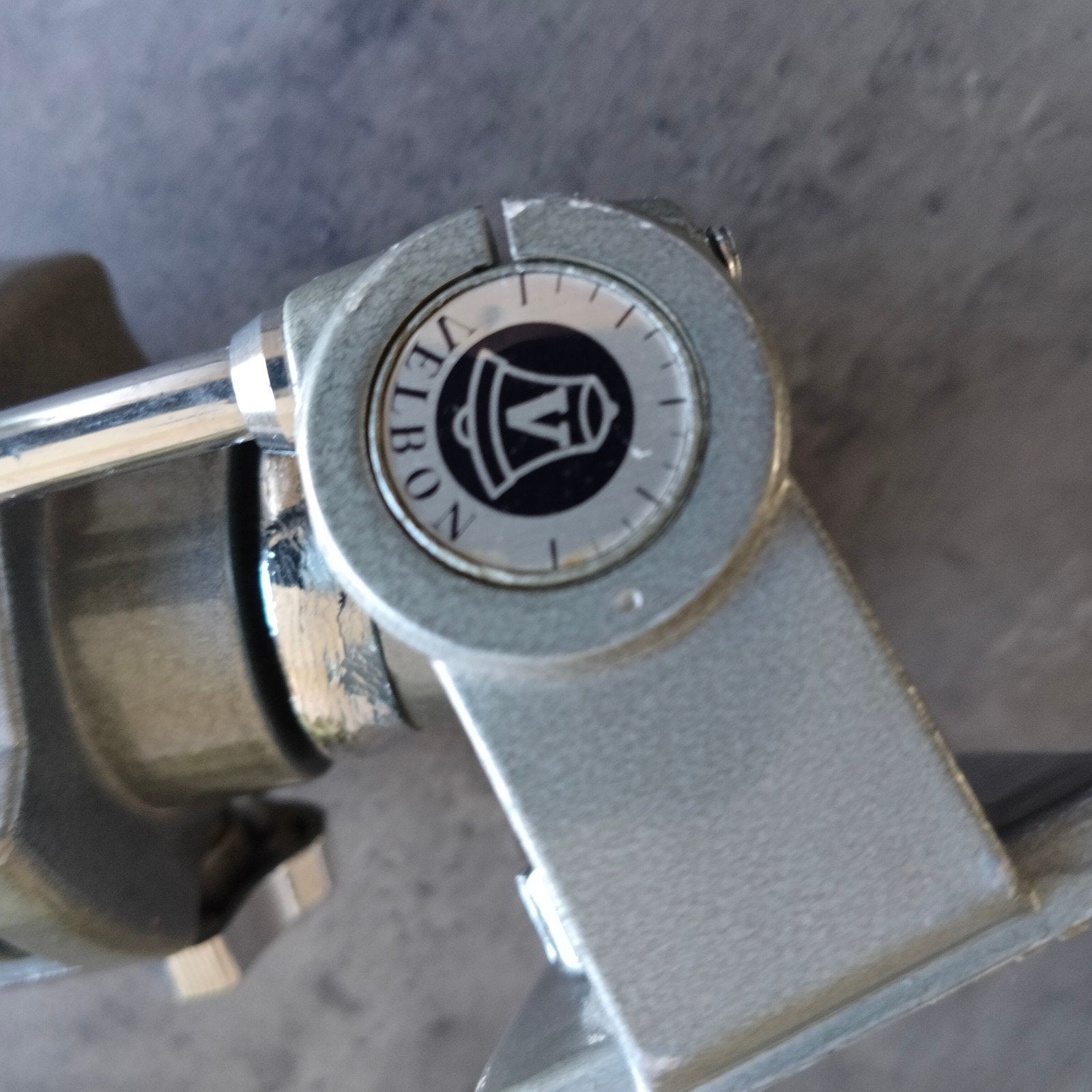 Velbon fotocamera statief - zgan, 130 cm, aluminium/staal, Ophalen of Verzenden