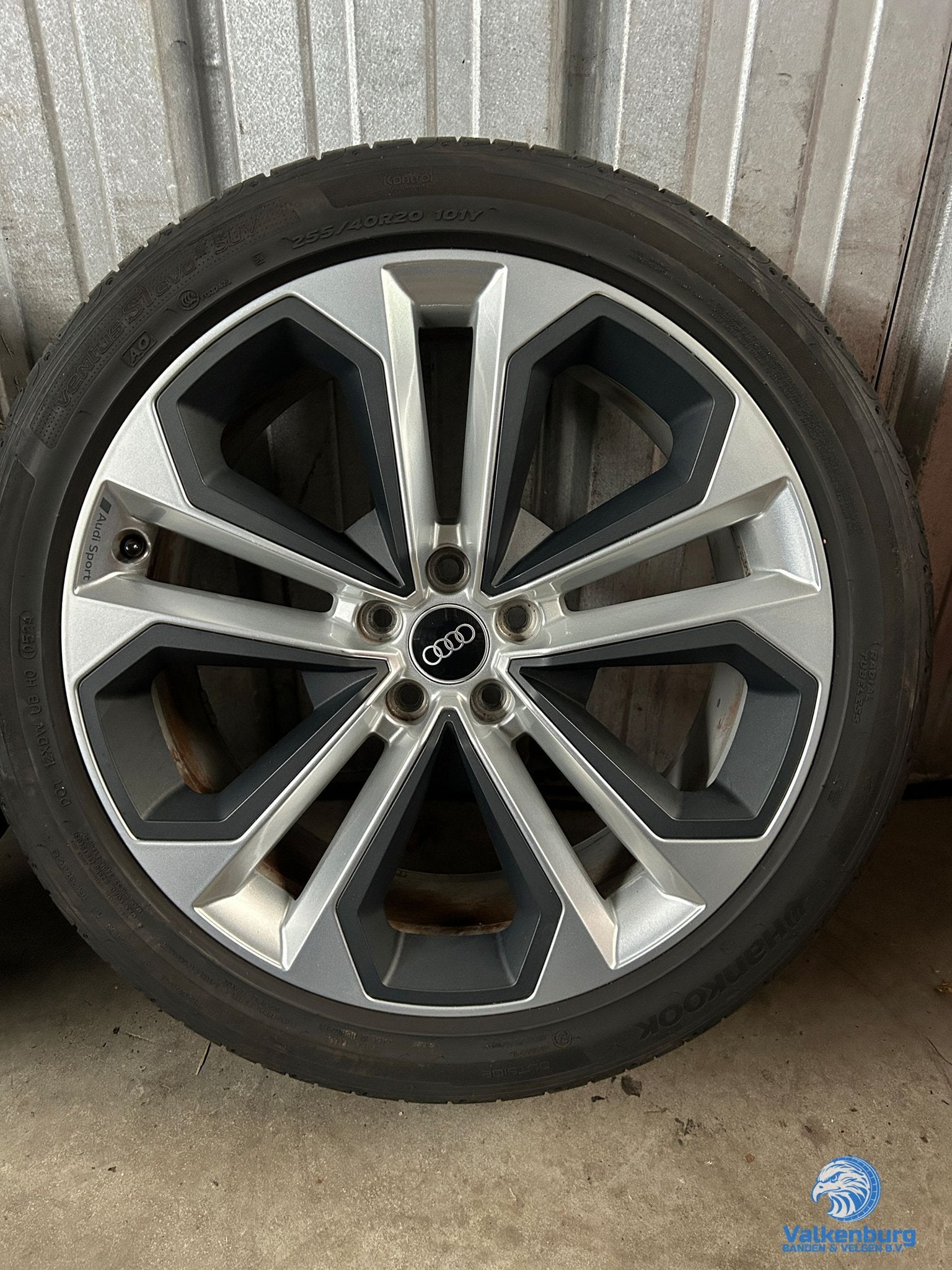 7mm! Originele Audi Q3 SQ3 RSQ3 F3 83A Audi sport 20 inch zw, Gebruikt, 255 mm, -, -