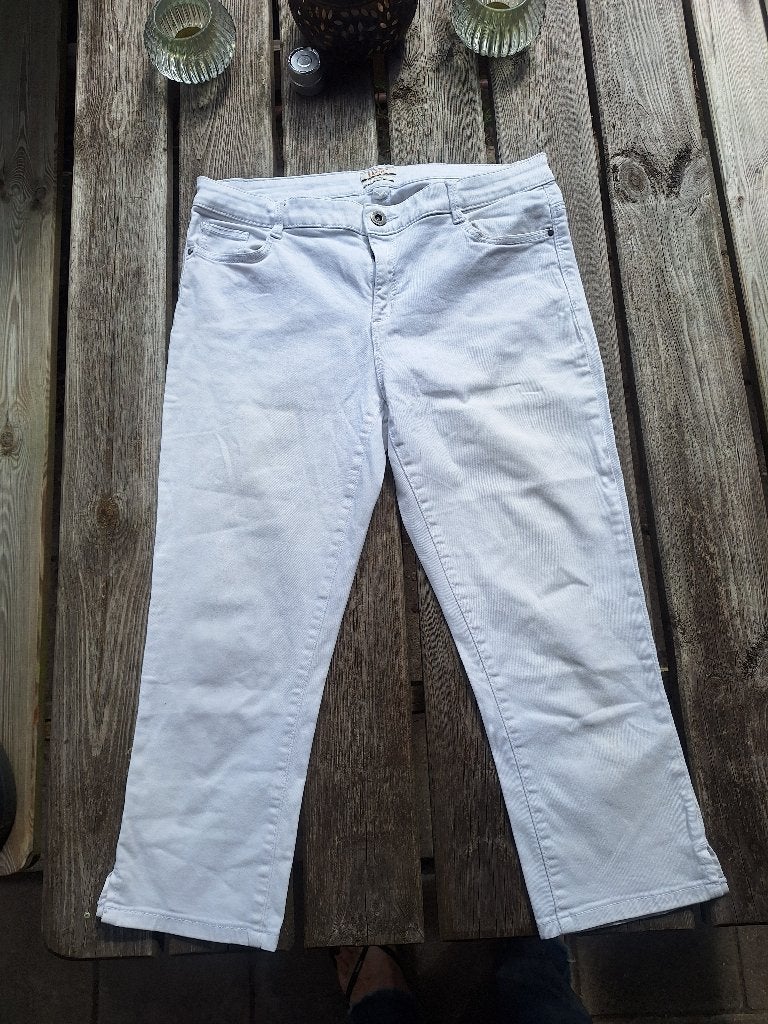 Mooie witte zomerse 3/4 damesbroek Espirit, maat M/40, Maat 38/40 (M), Wit, Ophalen of Verzenden, Zo goed als nieuw