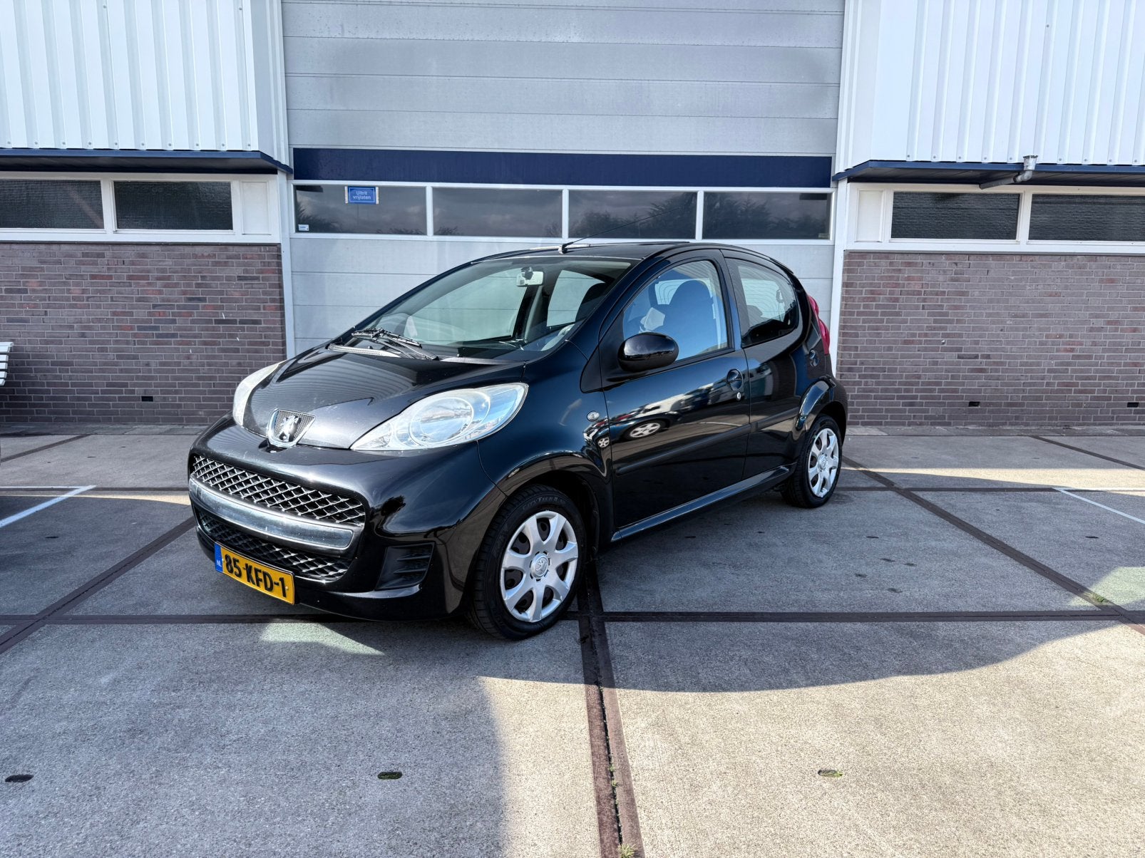 Peugeot 107 1.0 sublime |NAP |Airco | 5-deurs|Panoramadak, Auto's, Voorwielaandrijving, 4 stoelen, Origineel Nederlands, Bedrijf