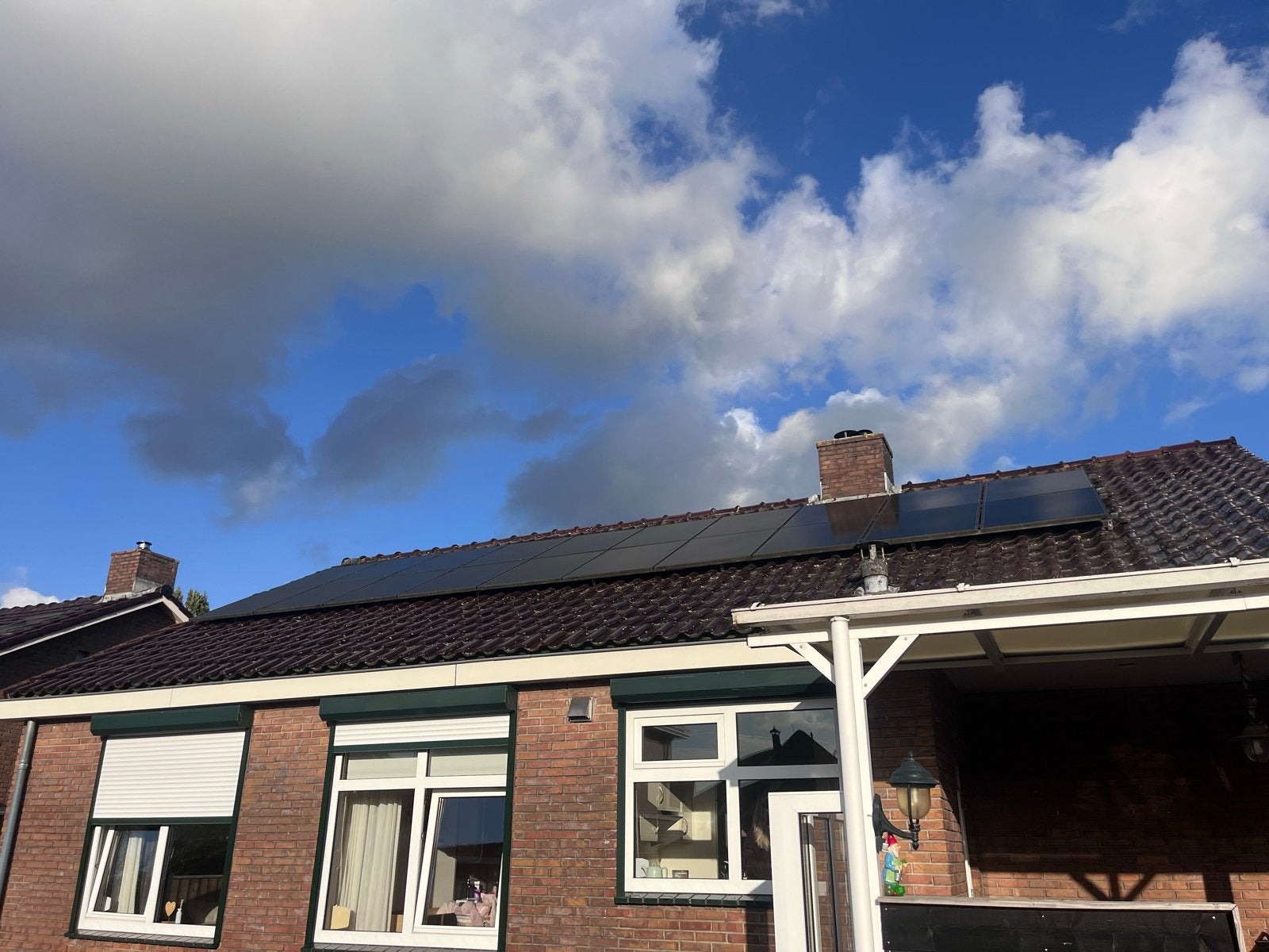 20 zonnepanelen 165 Wp + Solarmax 4000P omvormer, Ophalen, Gebruikt, Compleet systeem, 200 wattpiek of meer