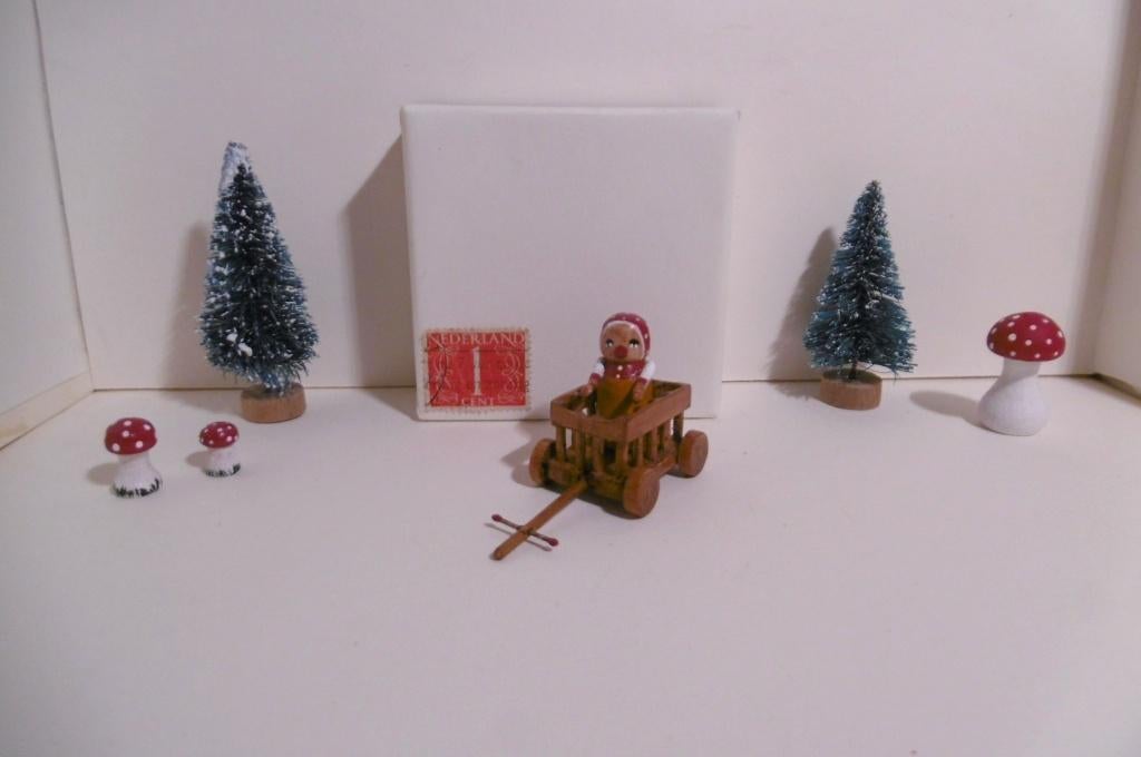 oud houten bolderkar popje poppenhuis speelgoed miniaturen, Verzenden, Poppenhuis