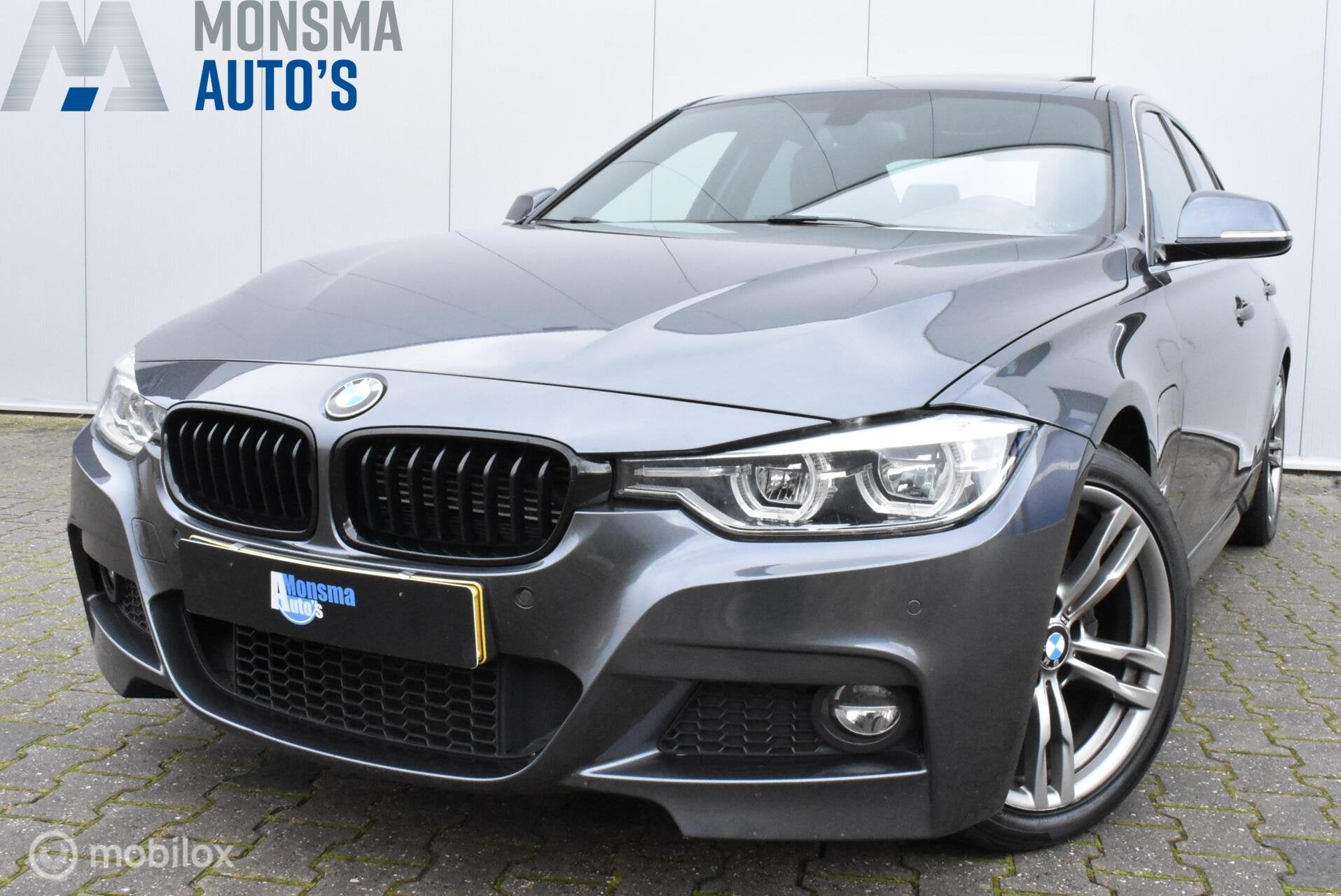 BMW 330e M-Sport 2016 Mineralgrau Schuifdak 18" LMV Keyless, Automaat, 1998 cc, Achterwielaandrijving, Gebruikt