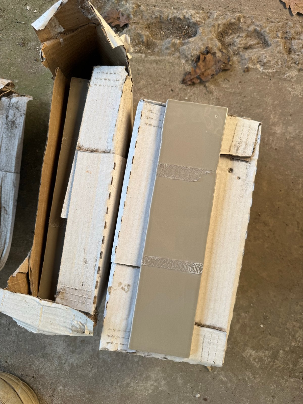 Donkergroene tegeltjes - Nieuw in doos, Doe-het-zelf en Verbouw, Ophalen, Nieuw, Minder dan 20 cm, 20 tot 40 cm