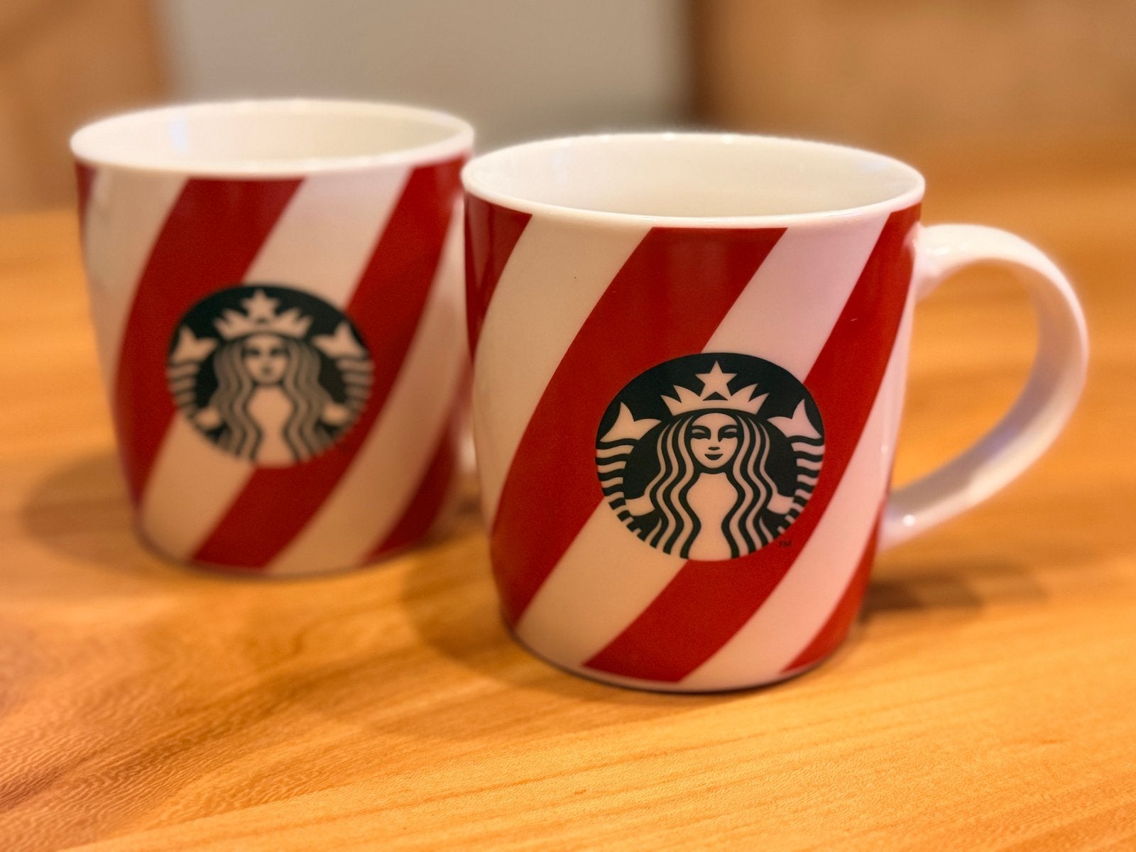 Starbucks Kerstmokken - Set van 2 (370ml), Overige typen, Ophalen of Verzenden, Zo goed als nieuw, Steen/keramiek