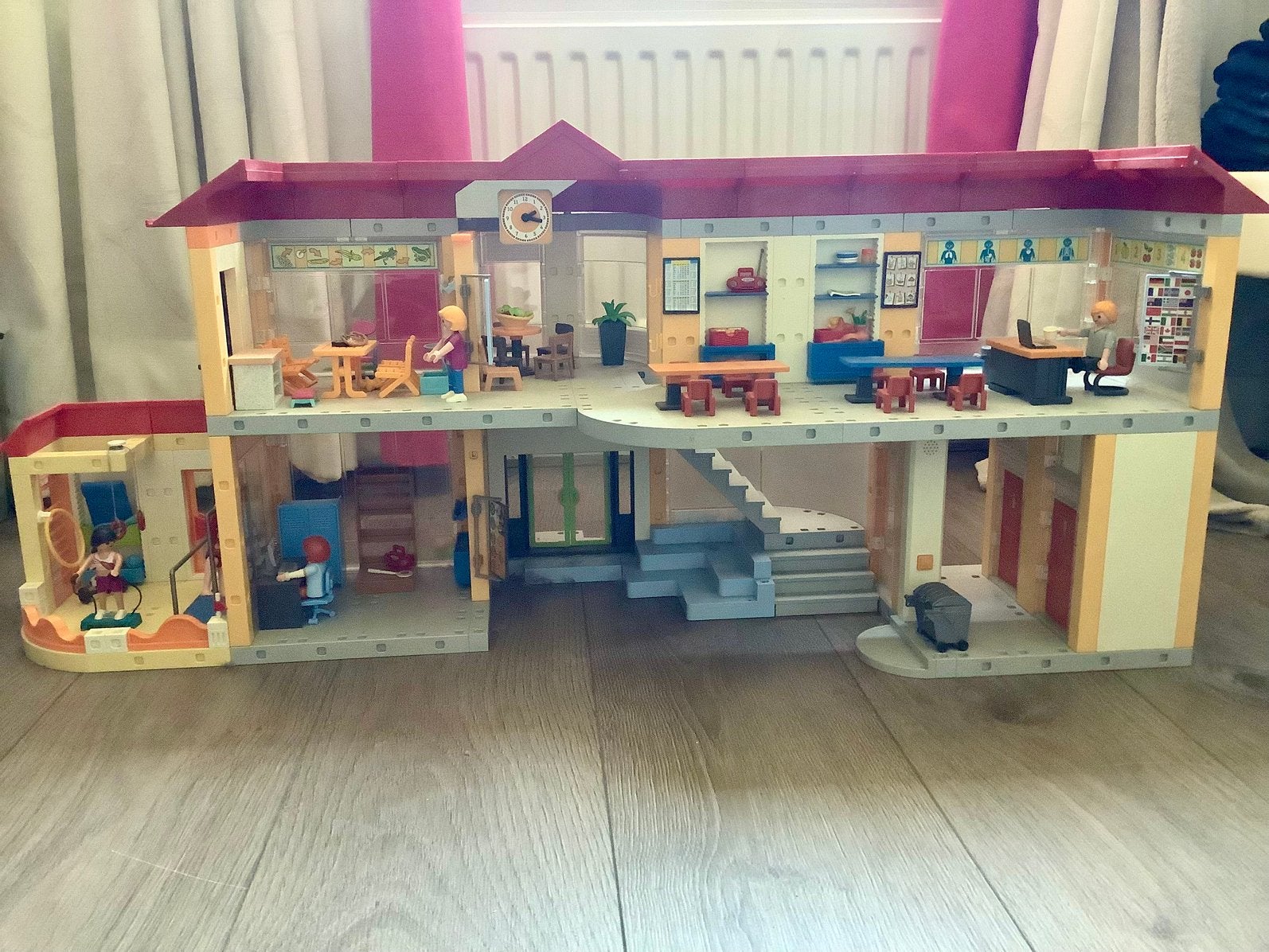 Playmobil school 4324 en turnzaal 6386 met accessoires, Gebouw, Complete set, Ophalen of Verzenden, Zo goed als nieuw