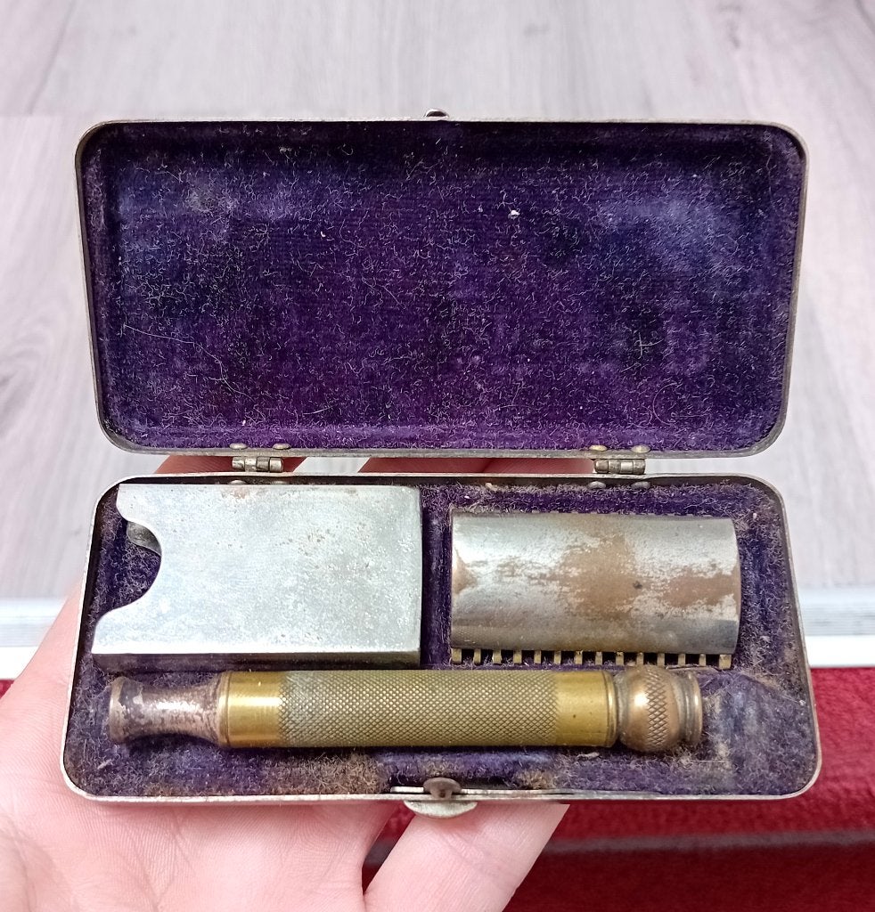 jaren 1930 40 antiek scheermes, Antiek en Kunst, Verzenden