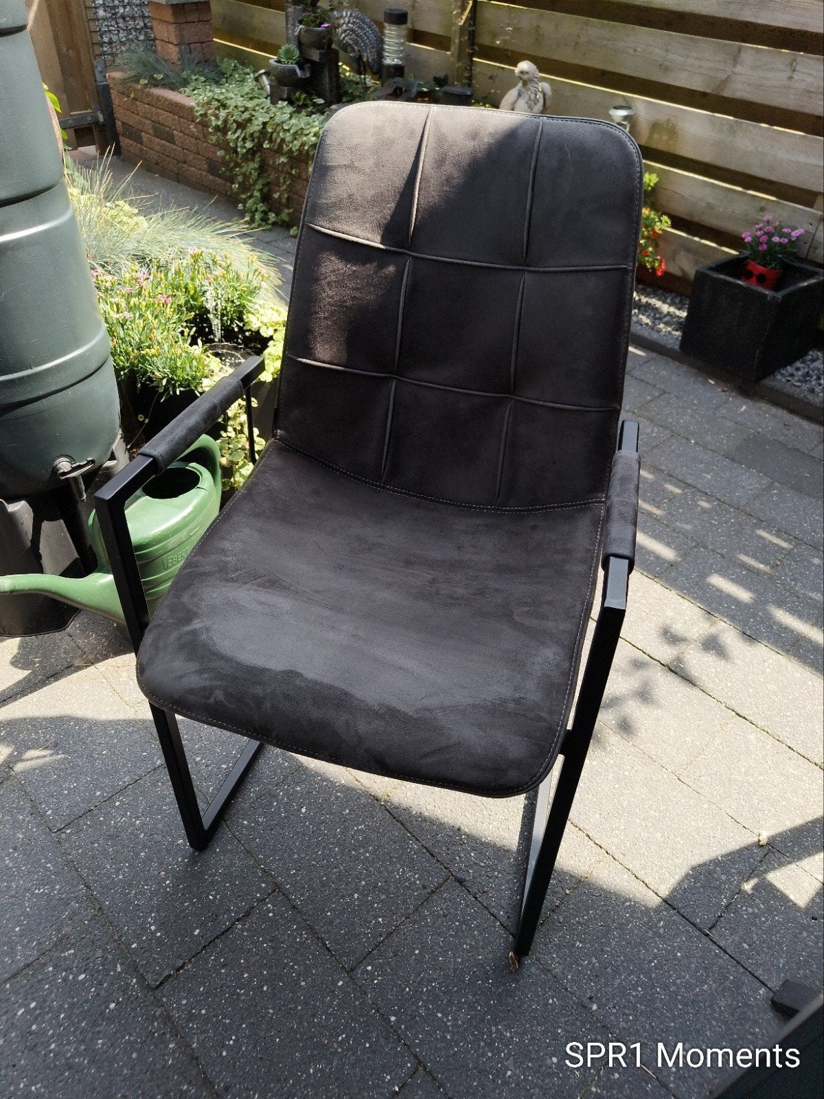 Donkergrijze / antraciete eetkamerstoel met armleuningen, Huis en Inrichting, Stoelen, Ophalen, Gebruikt, Overige kleuren, Stof