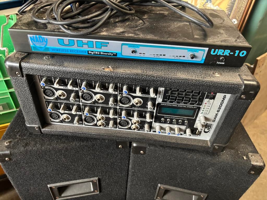 versterker en boxen Gatt NS-12H, Ophalen of Verzenden, Zo goed als nieuw, 100 watt of meer