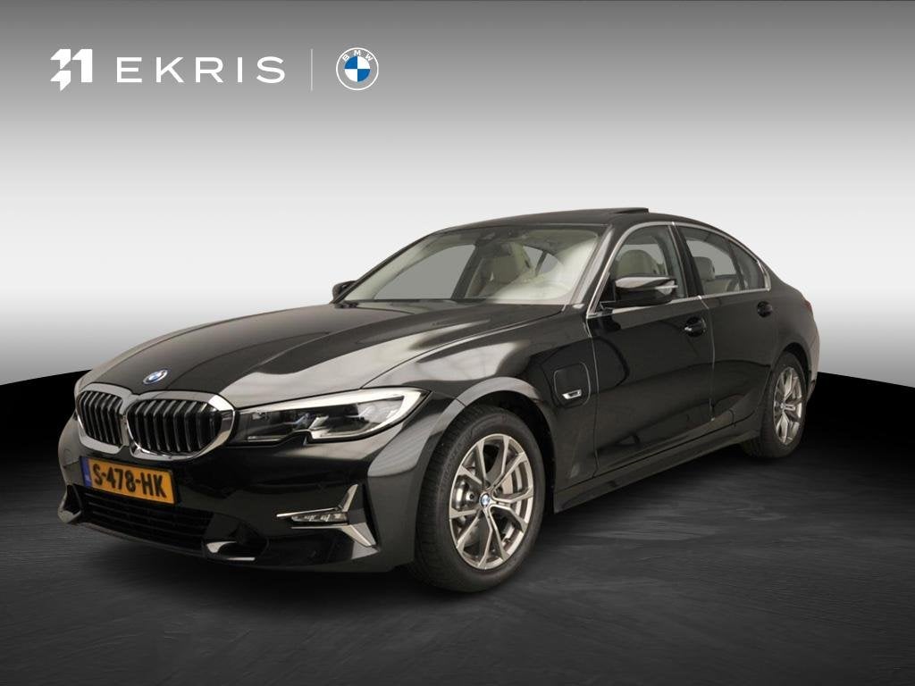 BMW 3 Serie Sedan 330e | Laserlicht | Leder | HUD | Sportsto