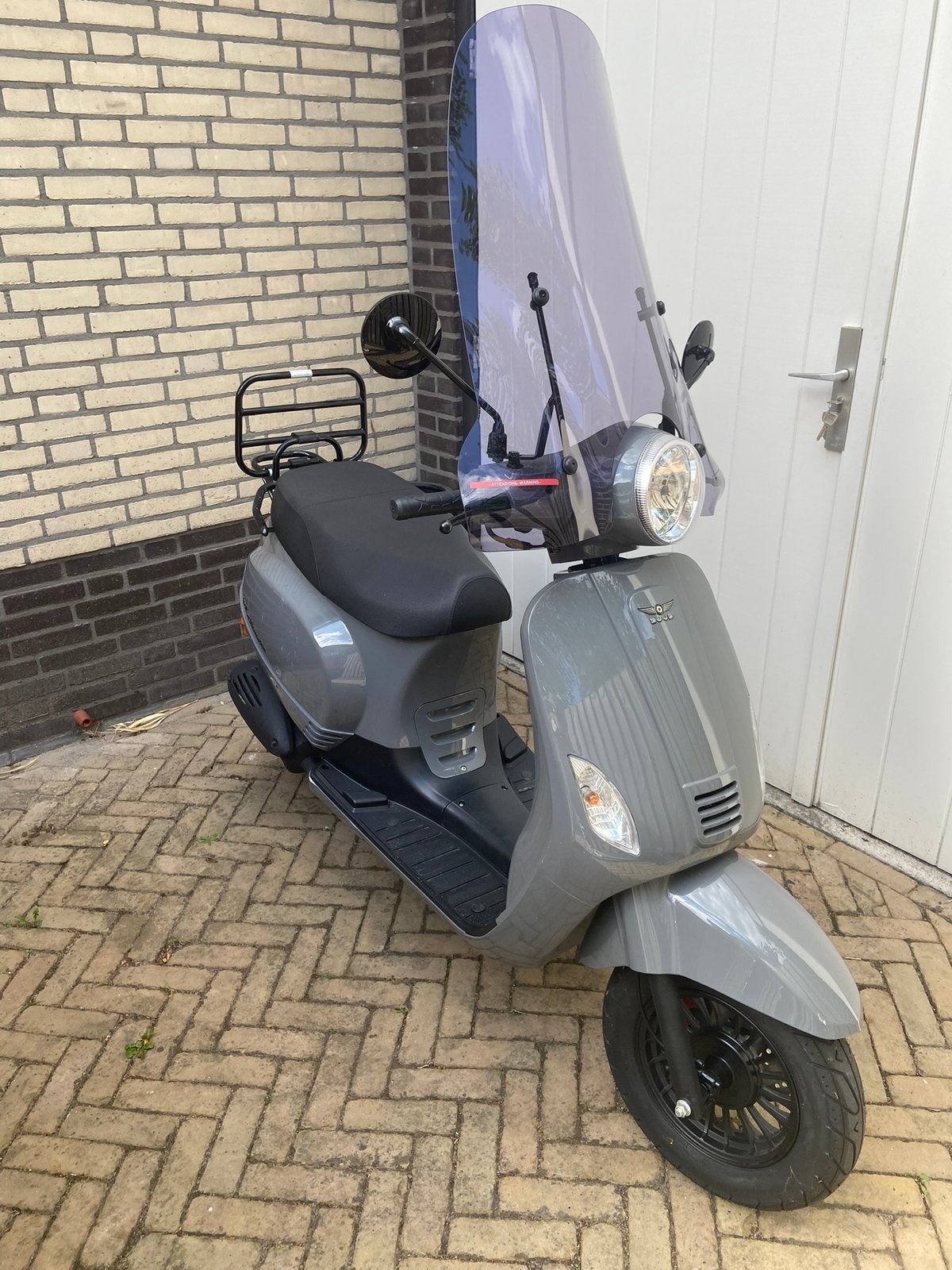 DJJD Cashmere snorscooter (2022) – slechts 430 km gereden, Ophalen, Zo goed als nieuw, Benzine, Overige merken