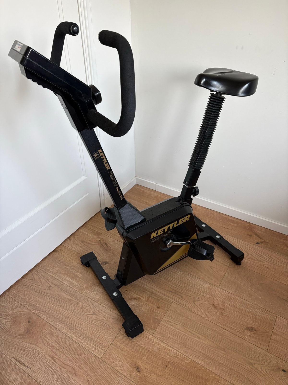 Kettler Trophy Hometrainer - Goede Staat, Ophalen, Gebruikt, Metaal, Benen