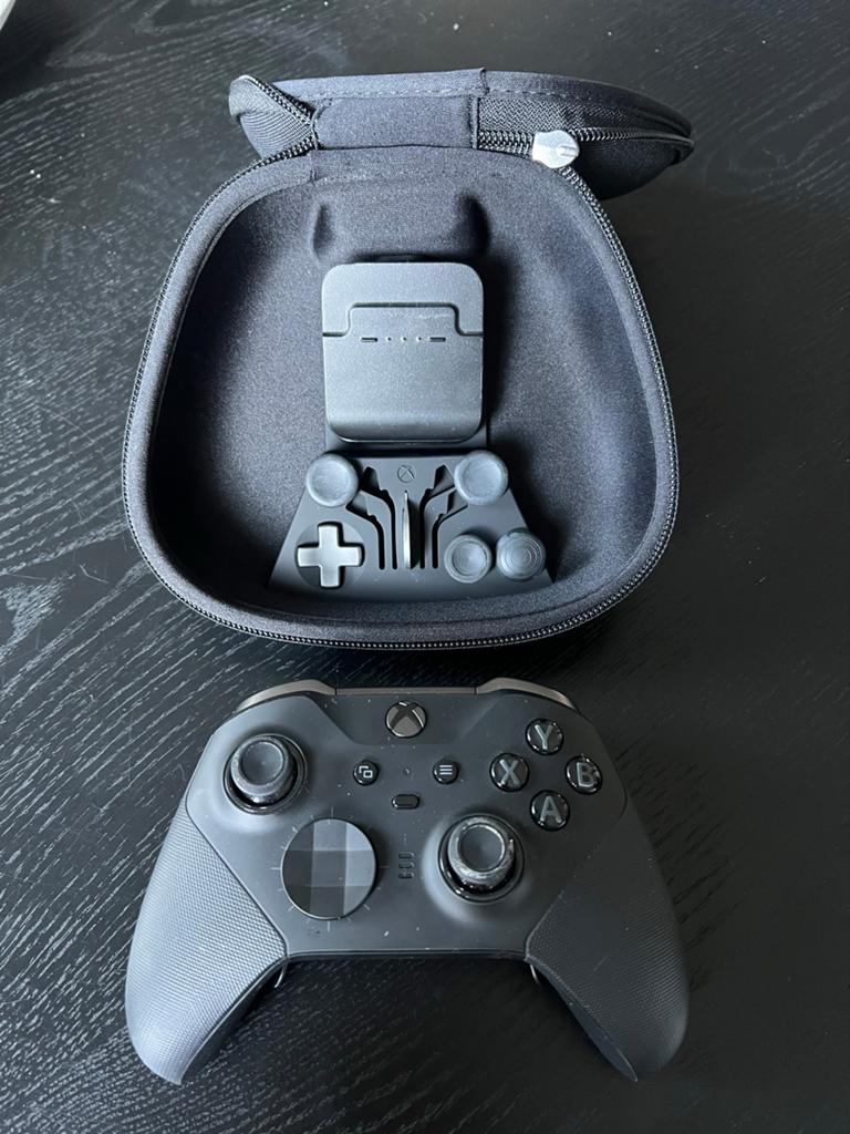 Xbox Elite Series 2 Controller Complete, Ophalen of Verzenden, Zo goed als nieuw, Xbox One, Controller