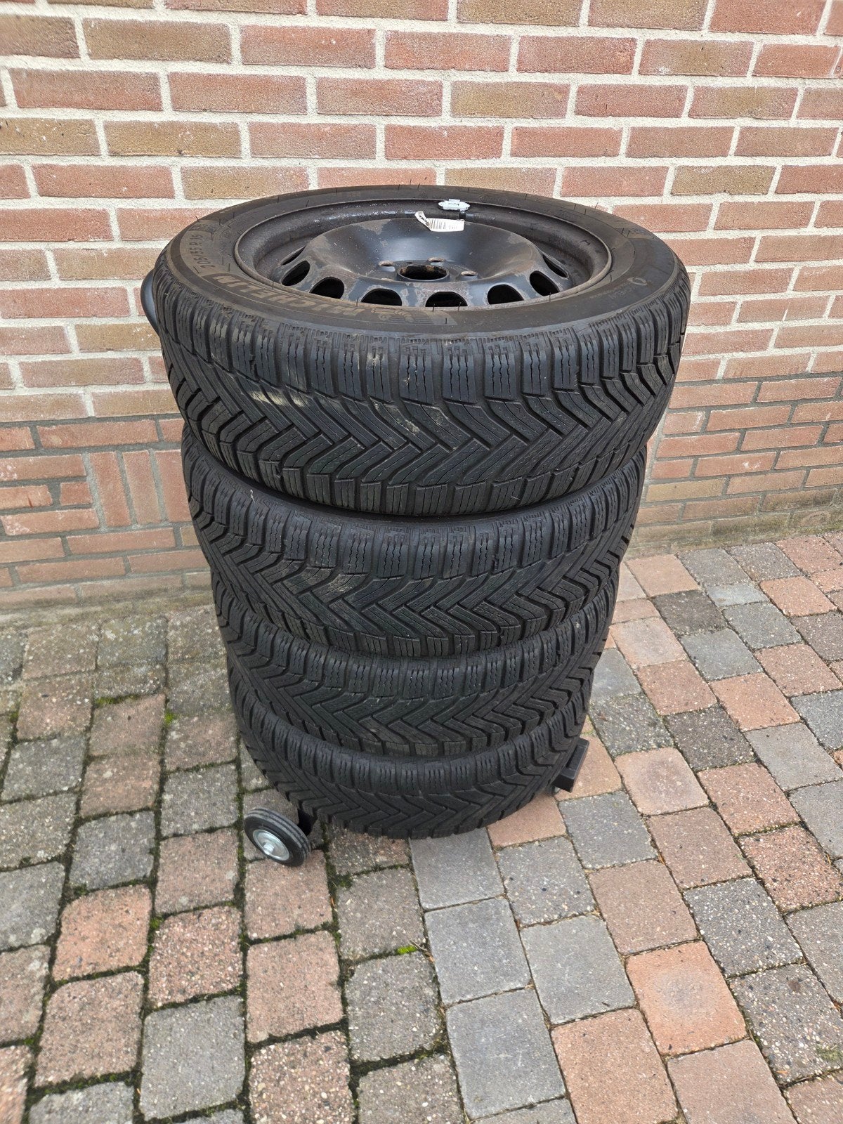 winterbanden volkswagen Touran 2012, Ophalen, Gebruikt, 16 inch, Banden en Velgen