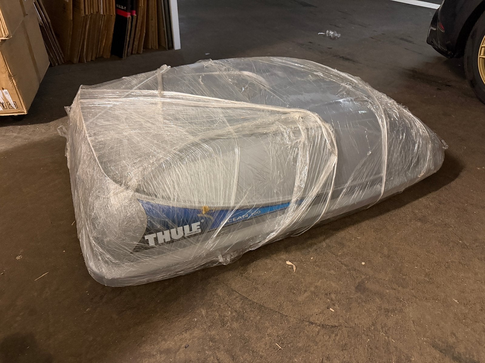 Thule Ocean 100 Dakkoffer, Ophalen of Verzenden, Zo goed als nieuw