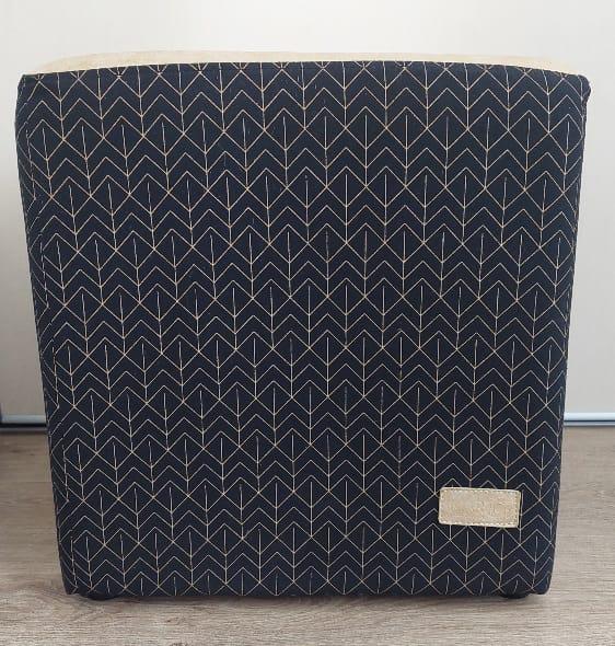 POEF NIEUW HOTEL CHIQUE, Minder dan 50 cm, Vierkant, Nieuw, Minder dan 50 cm