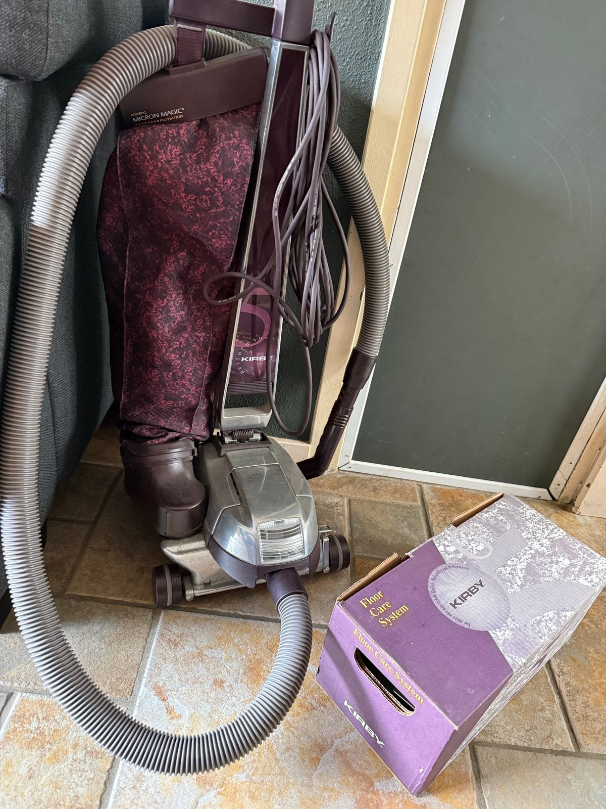 Kirby Stofzuiger met Floor Care System, Witgoed en Apparatuur, Stofzuigers, Overige merken, Gebruikt, Overige typen, Geschikt voor harde vloeren