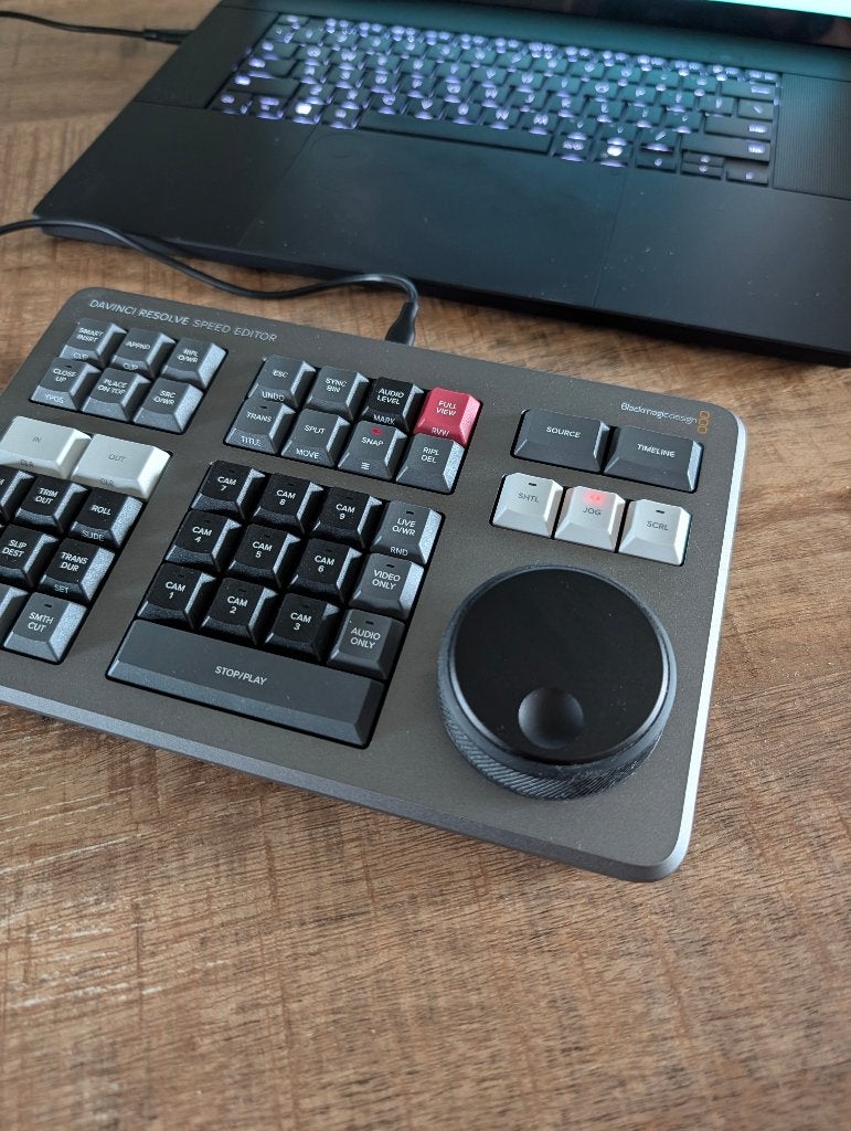 Blackmagic Design DaVinci Resolve Speed Editor, Ophalen, Zo goed als nieuw, Video