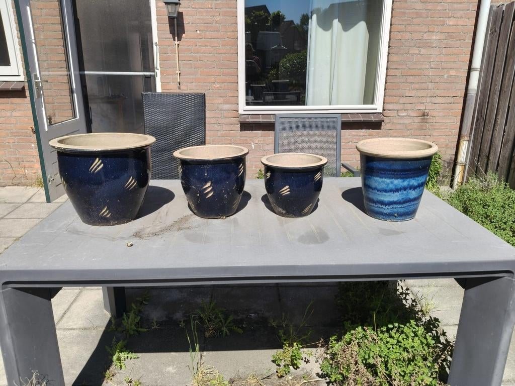 Mooie grote blauwe bloempotten (4 stuks), Tuin en Terras, Bloempotten, Ophalen, Zo goed als nieuw, Aardewerk