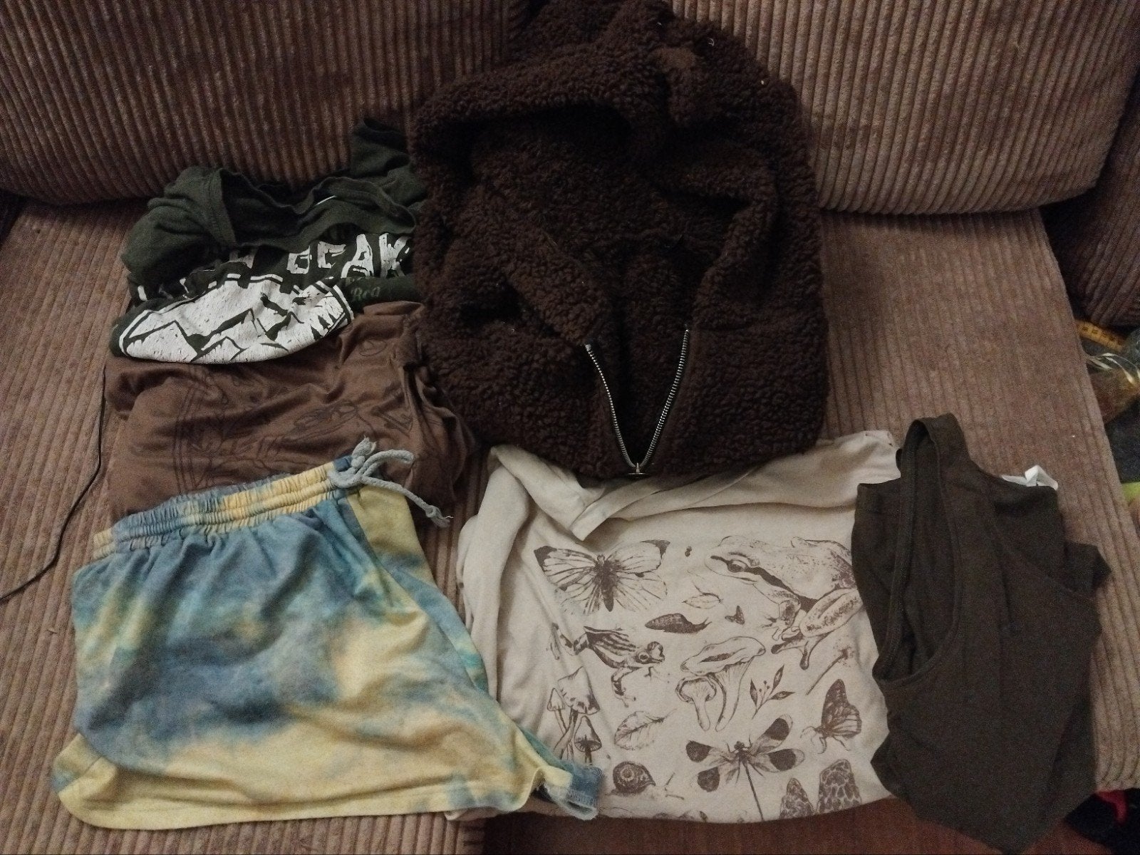 gratis kledingpakket L XL zwolle centrum, Ophalen, Gedragen, Maat 42/44 (L)